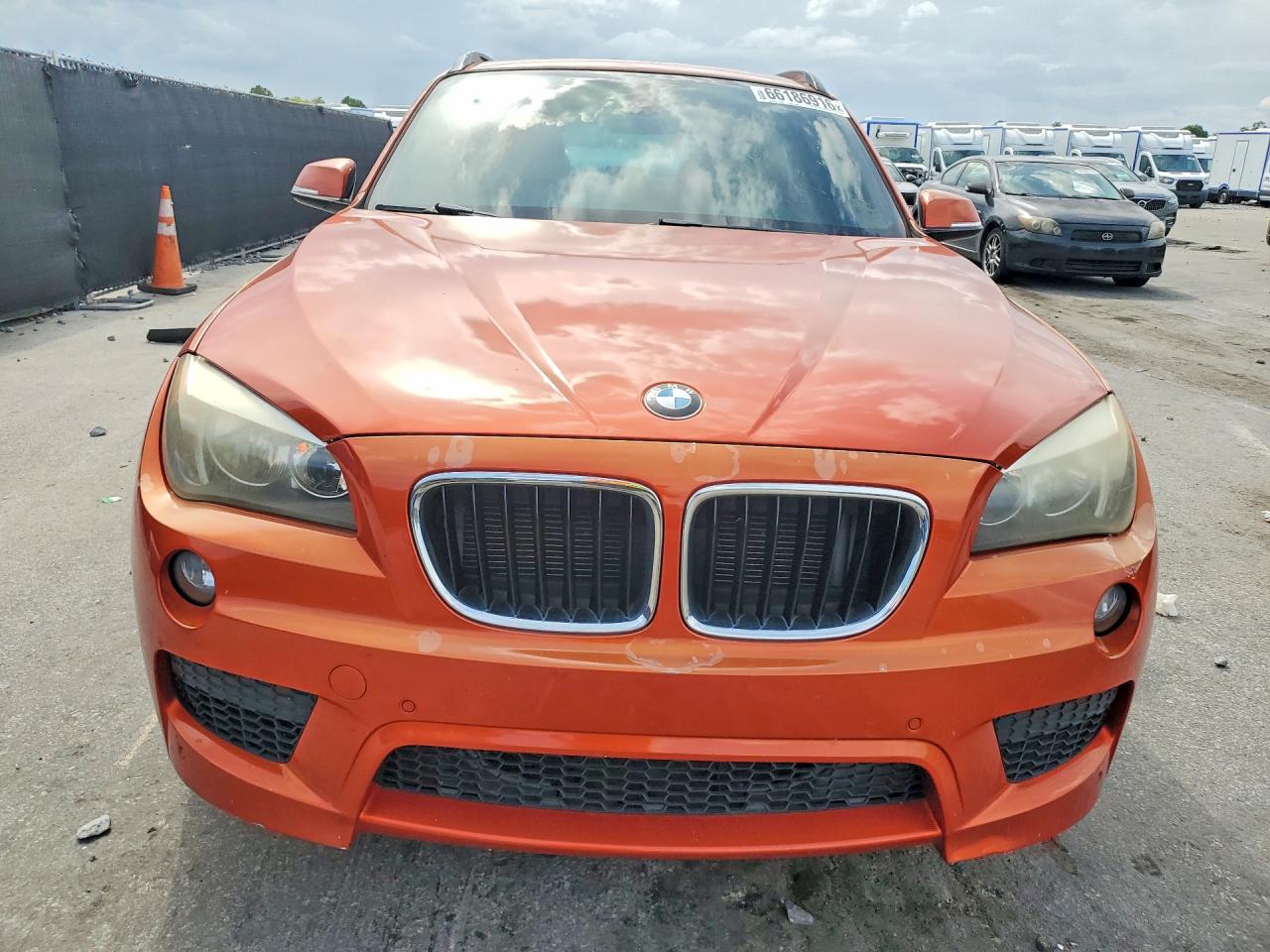 2013 Bmw X1 Sdrive28i Orange vin: WBAVM1C53DVW43813