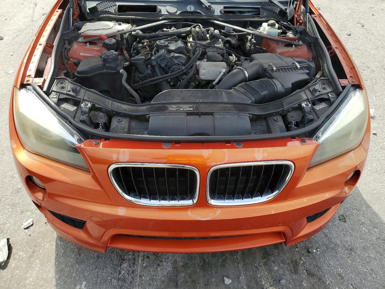 2013 Bmw X1 Sdrive28i Orange vin: WBAVM1C53DVW43813