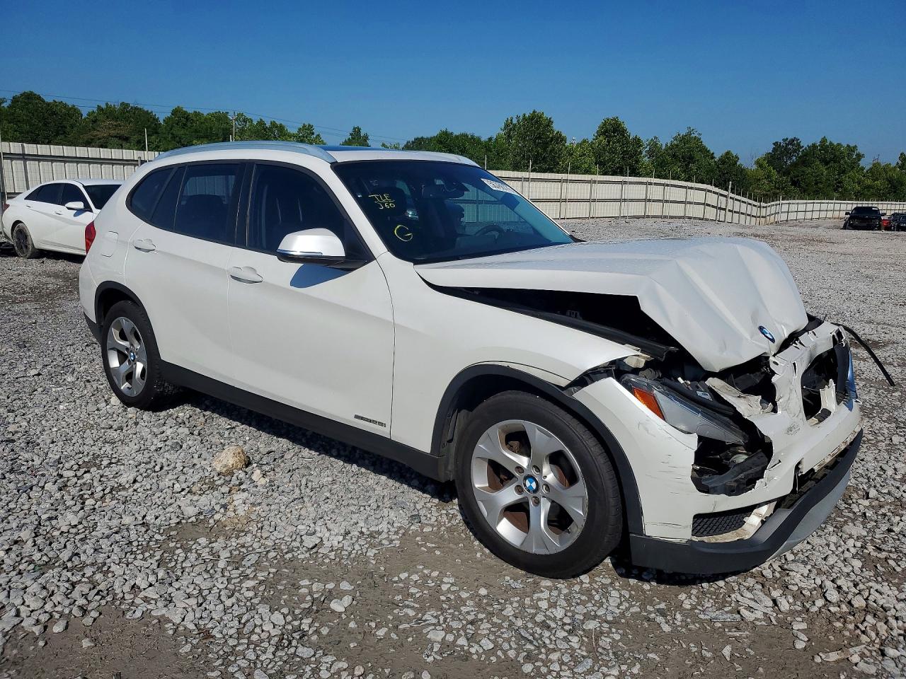 2014 Bmw X1 Sdrive28i White vin: WBAVM1C53EVW47488