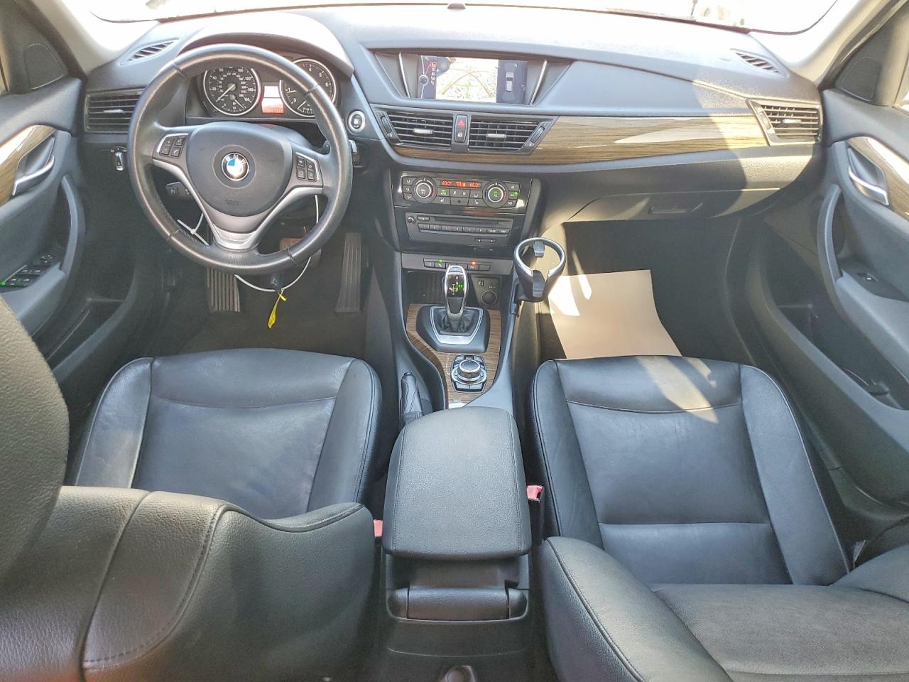2014 Bmw X1 Sdrive28i Silver vin: WBAVM1C53EVW48608