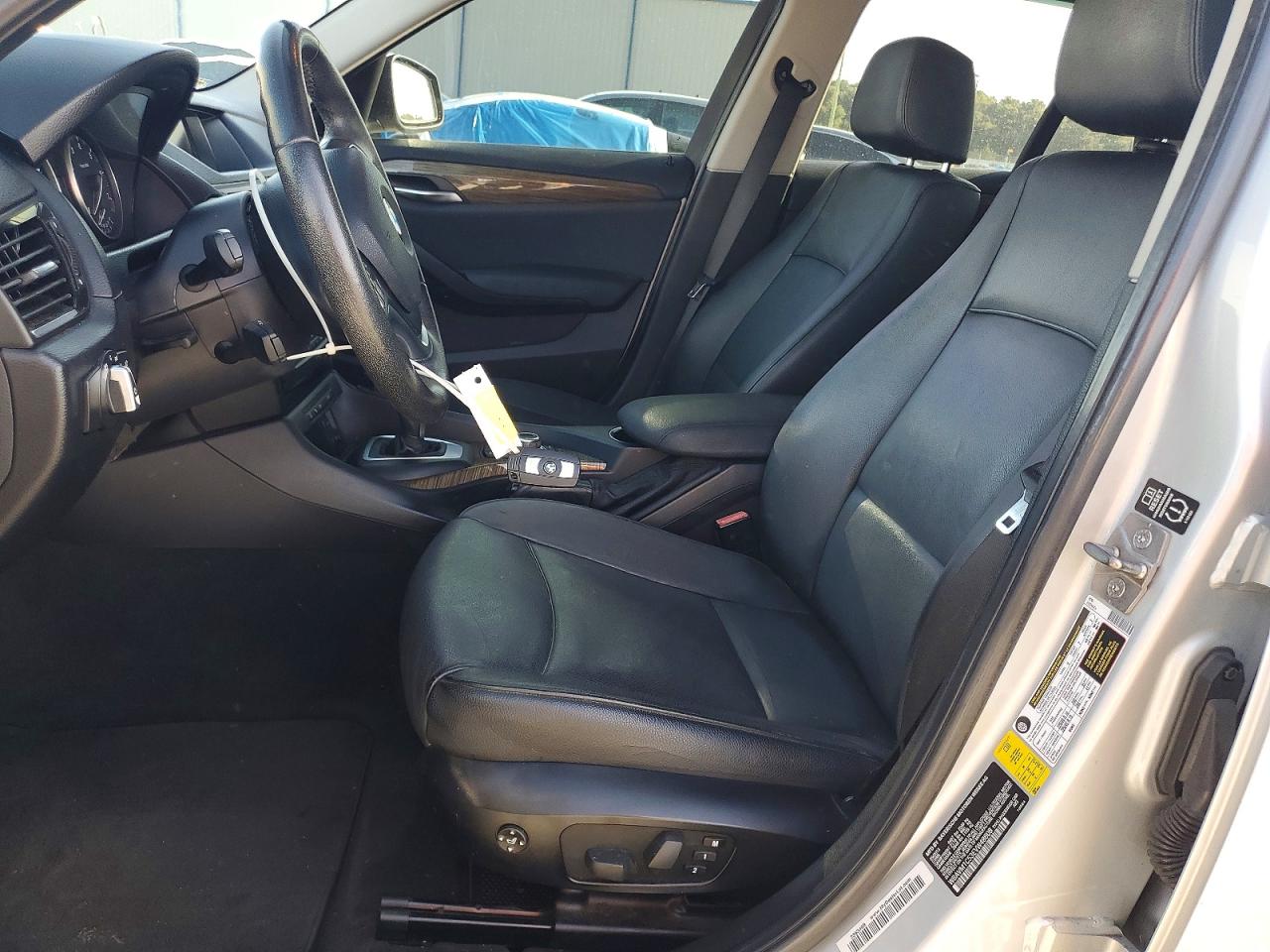 2014 Bmw X1 Sdrive28i Silver vin: WBAVM1C53EVW48608