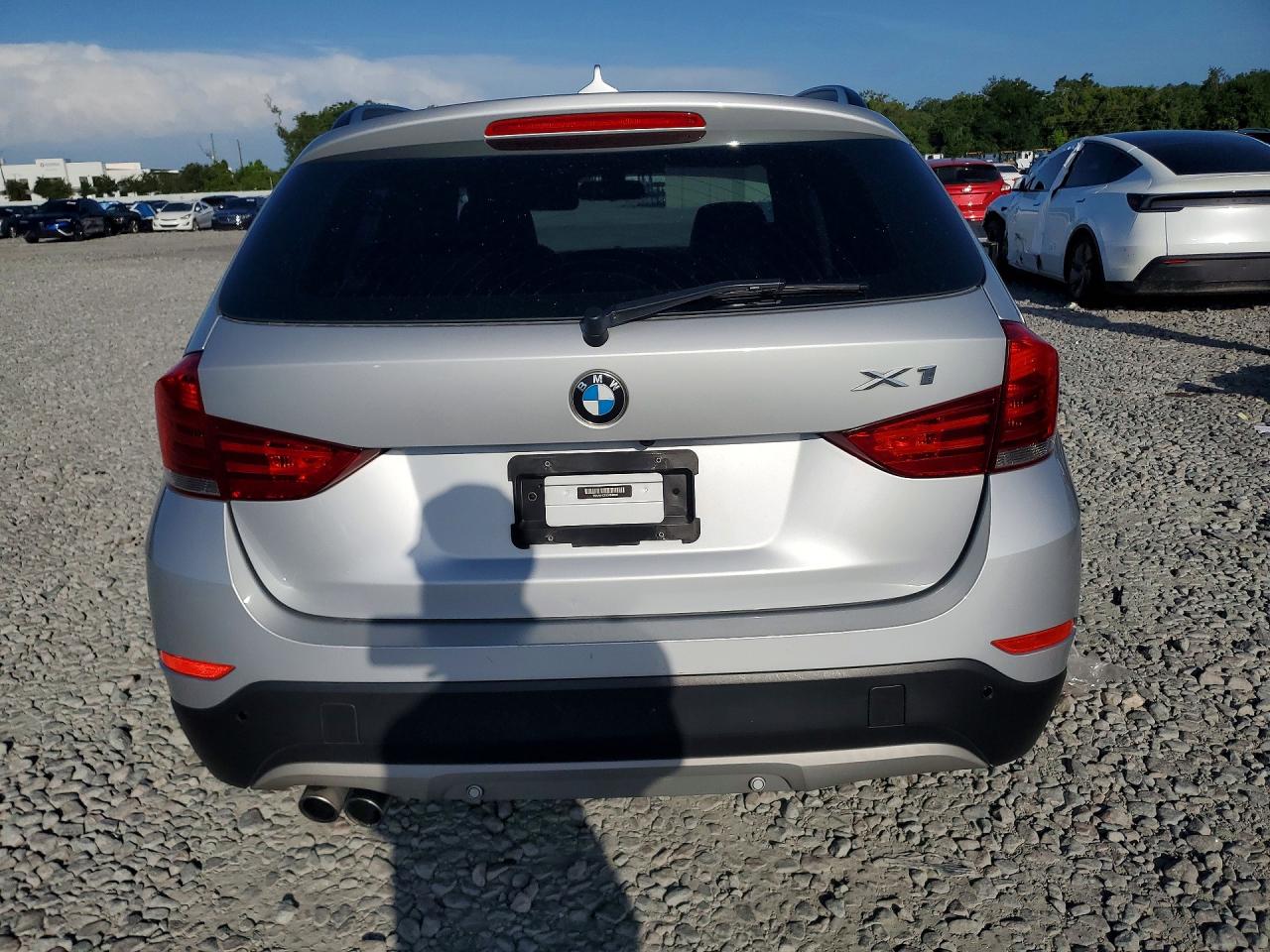 2014 Bmw X1 Sdrive28i Silver vin: WBAVM1C53EVW48608