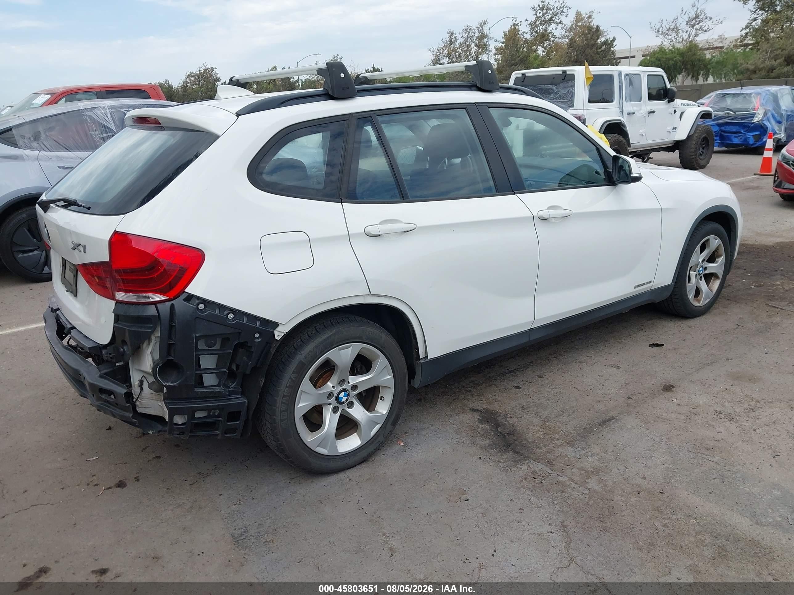 2014 Bmw X1 Sdrive28i Белый vin: WBAVM1C53EVW50441
