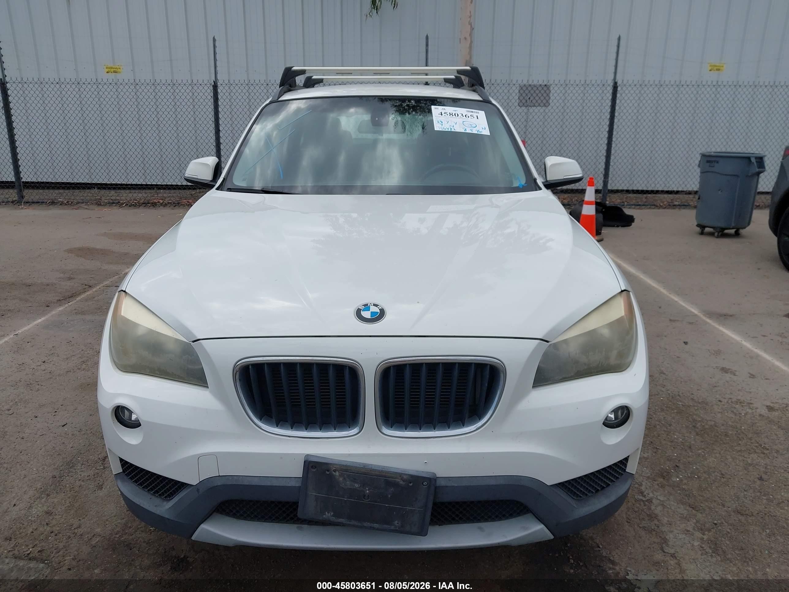 2014 Bmw X1 Sdrive28i Белый vin: WBAVM1C53EVW50441