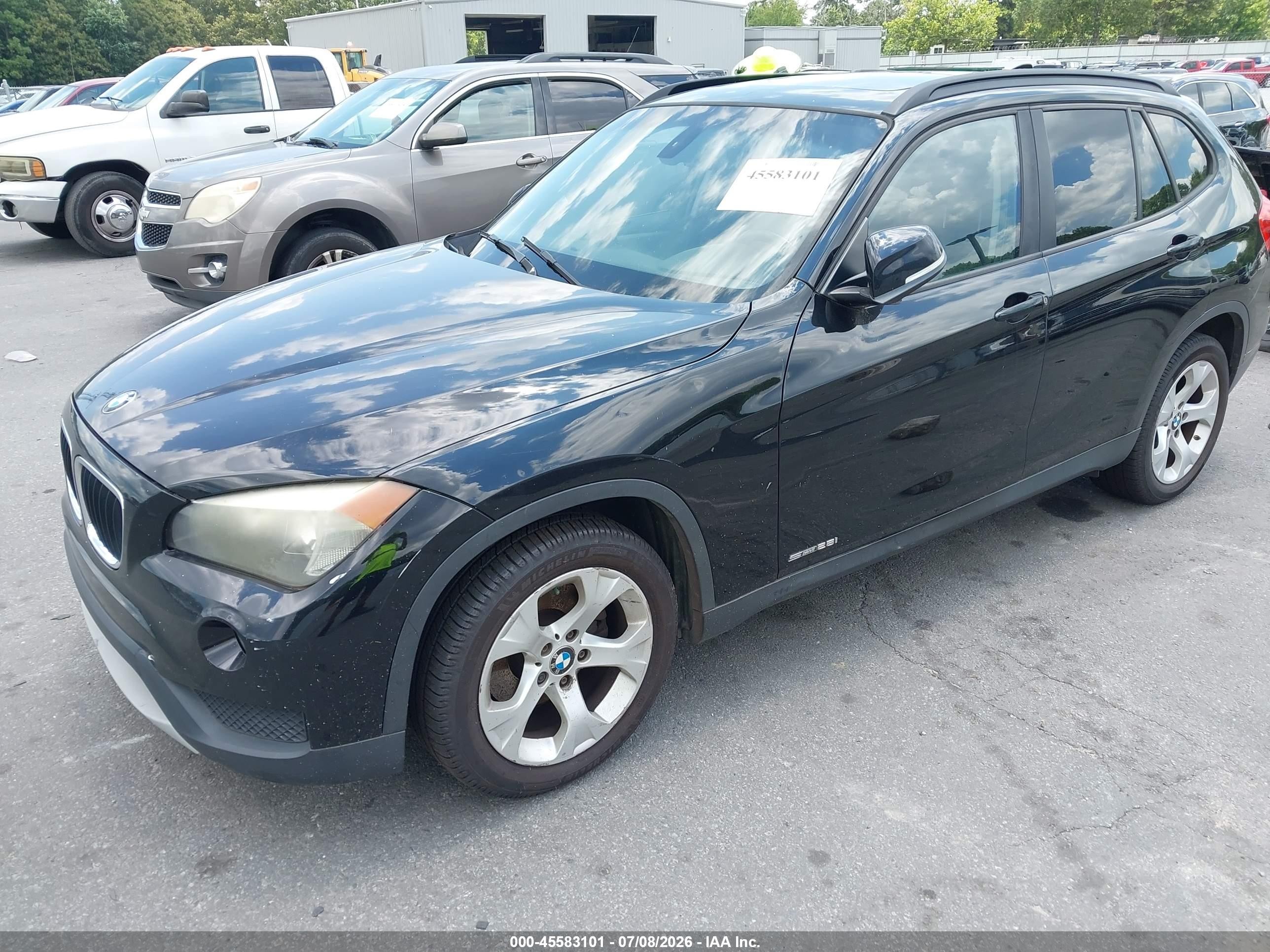 2014 Bmw X1 Sdrive28i Черный vin: WBAVM1C53EVW51783