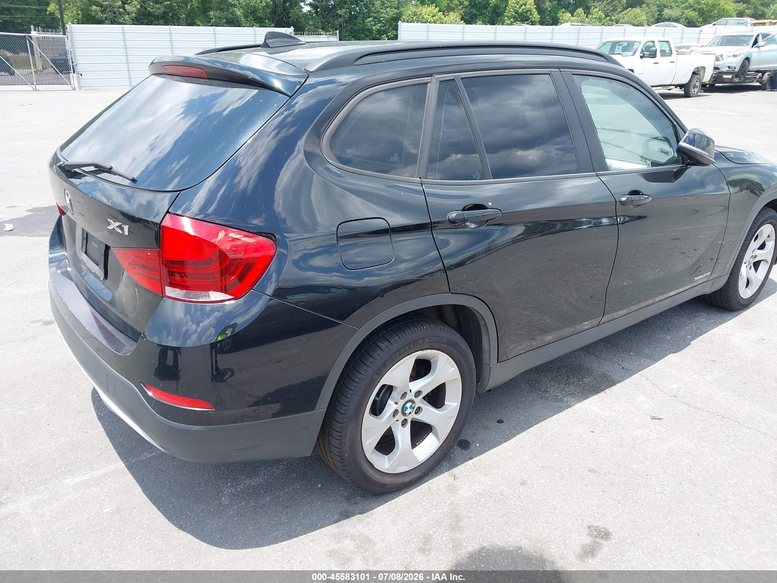 2014 Bmw X1 Sdrive28i Черный vin: WBAVM1C53EVW51783