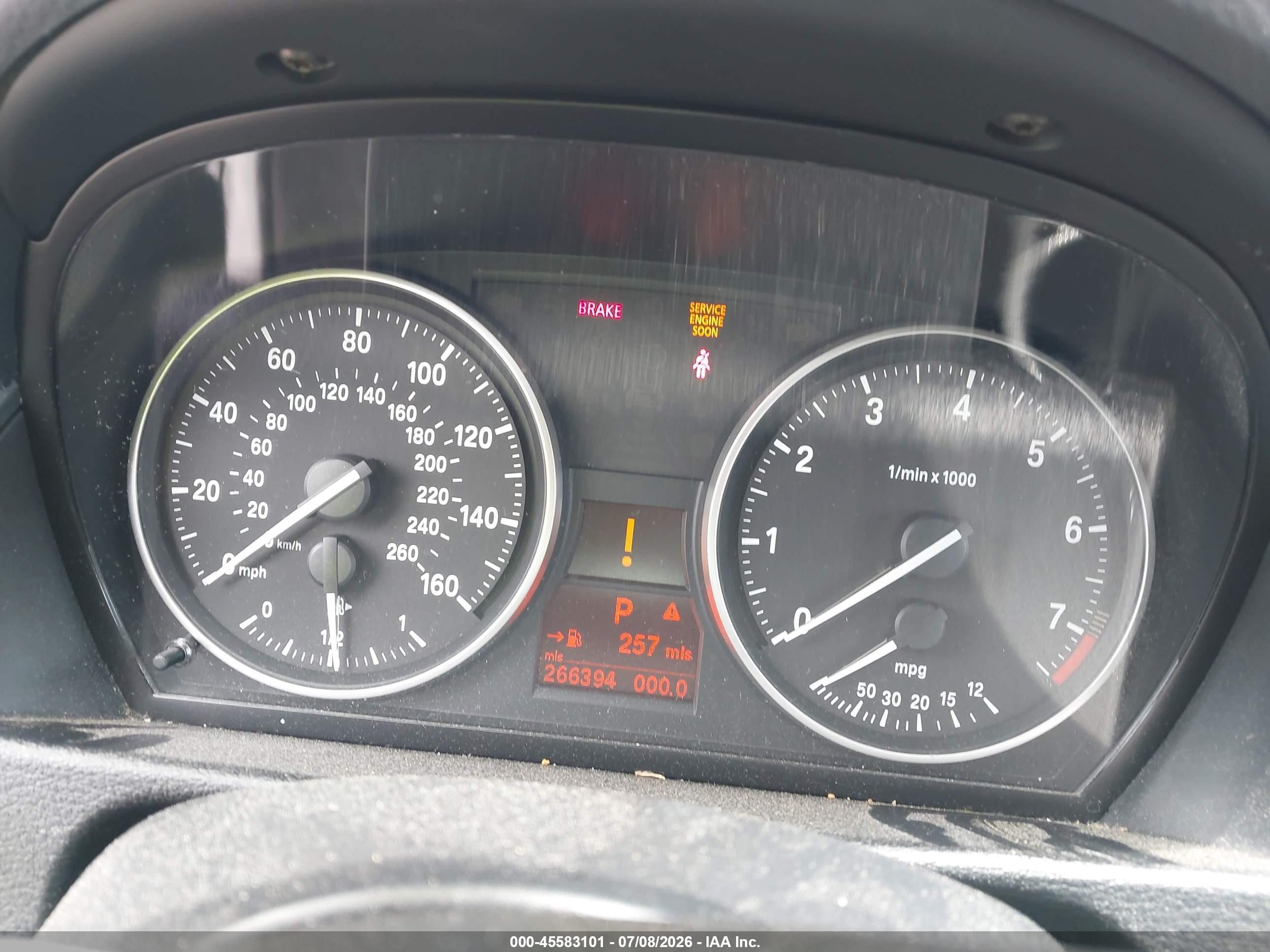 2014 Bmw X1 Sdrive28i Черный vin: WBAVM1C53EVW51783