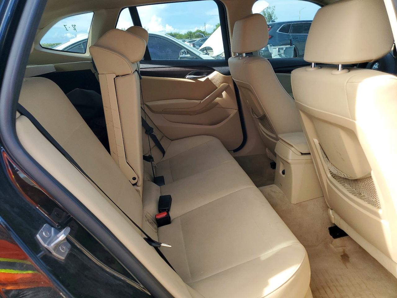 2013 Bmw X1 Sdrive28i Black vin: WBAVM1C54DVW43254