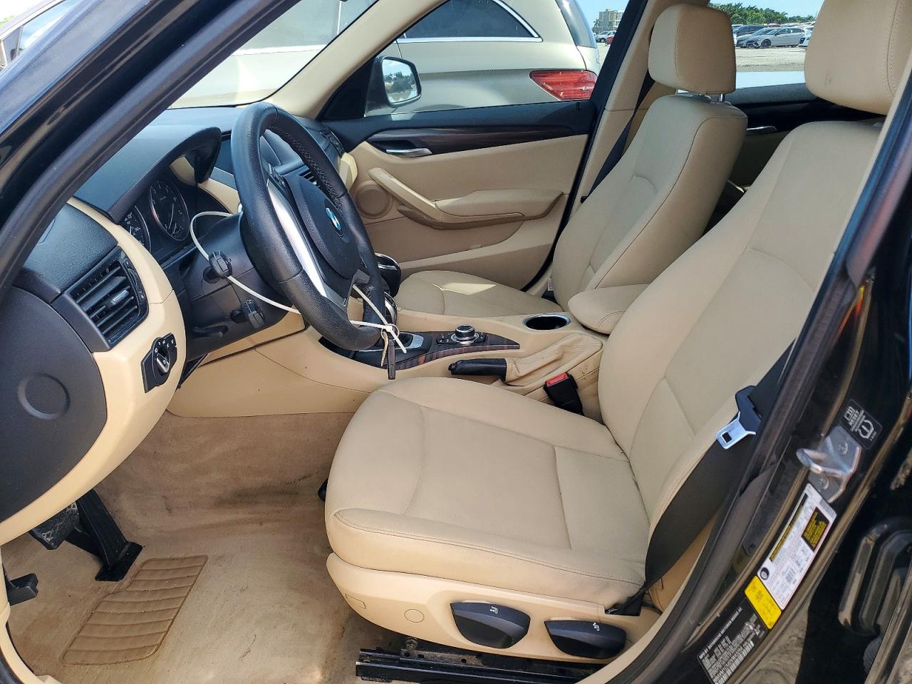 2013 Bmw X1 Sdrive28i Black vin: WBAVM1C54DVW43254