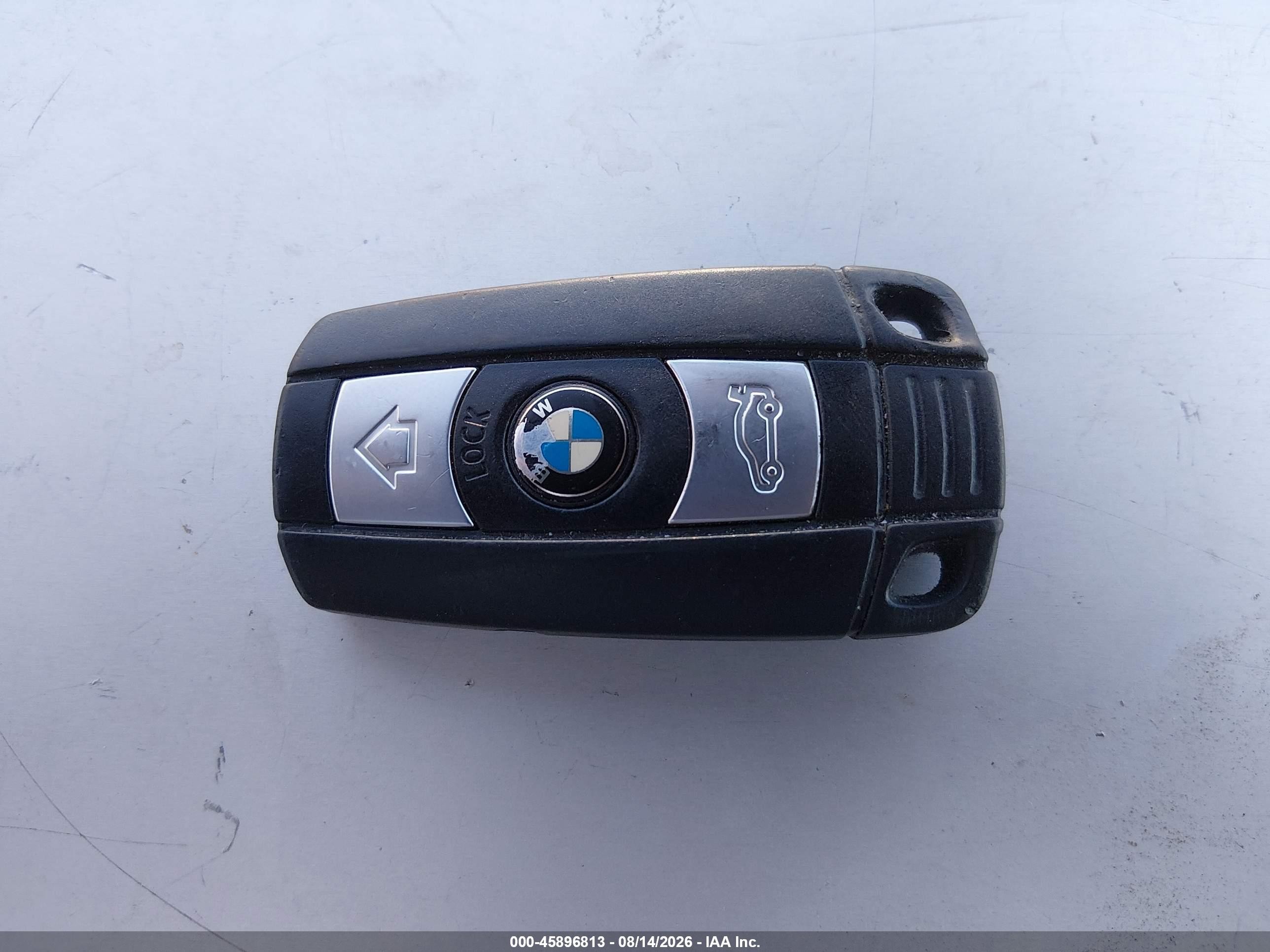 2013 Bmw X1 Sdrive28i Silver vin: WBAVM1C54DVW43383