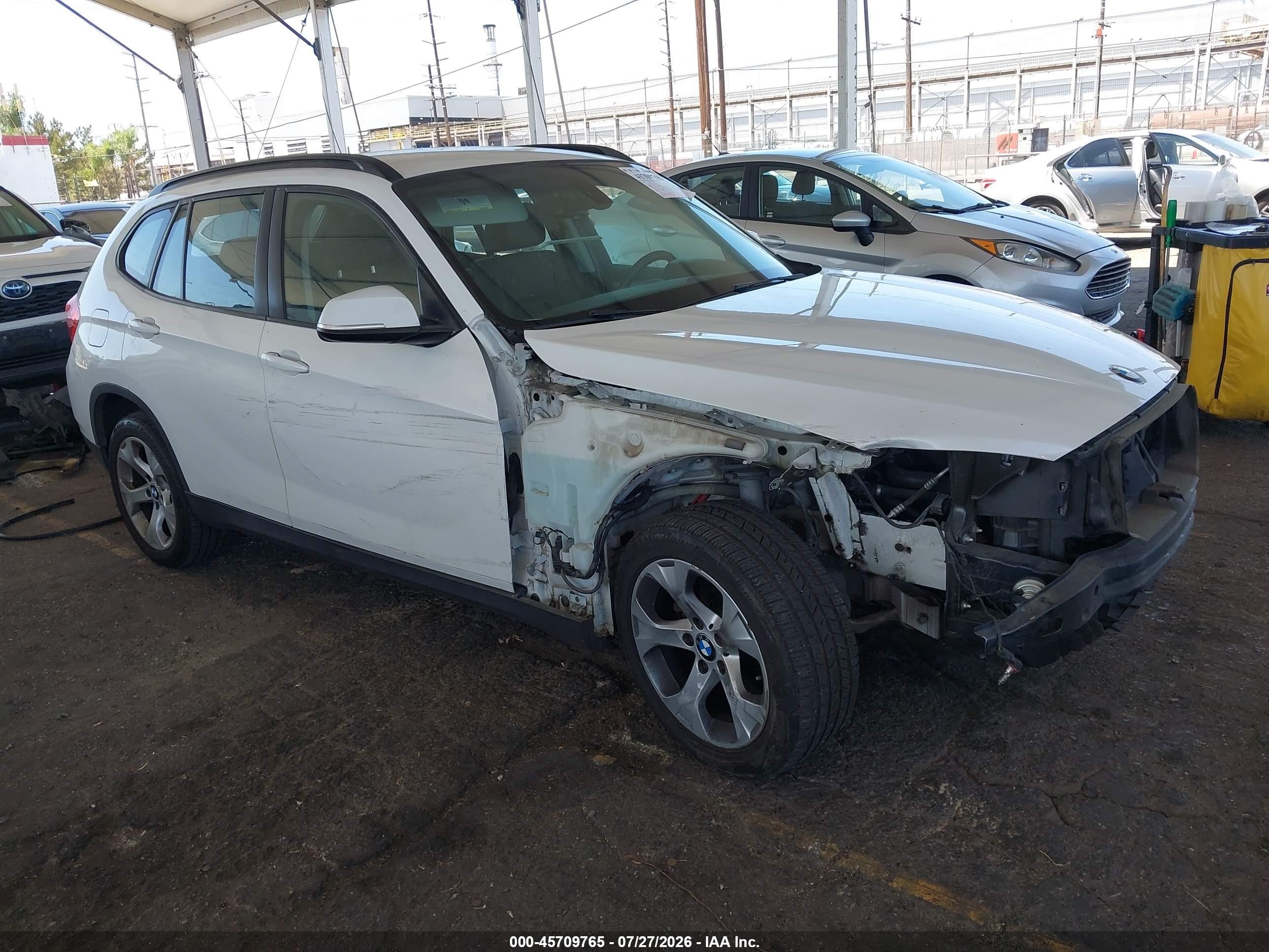 2014 Bmw X1 Sdrive28i White vin: WBAVM1C54EVW51128