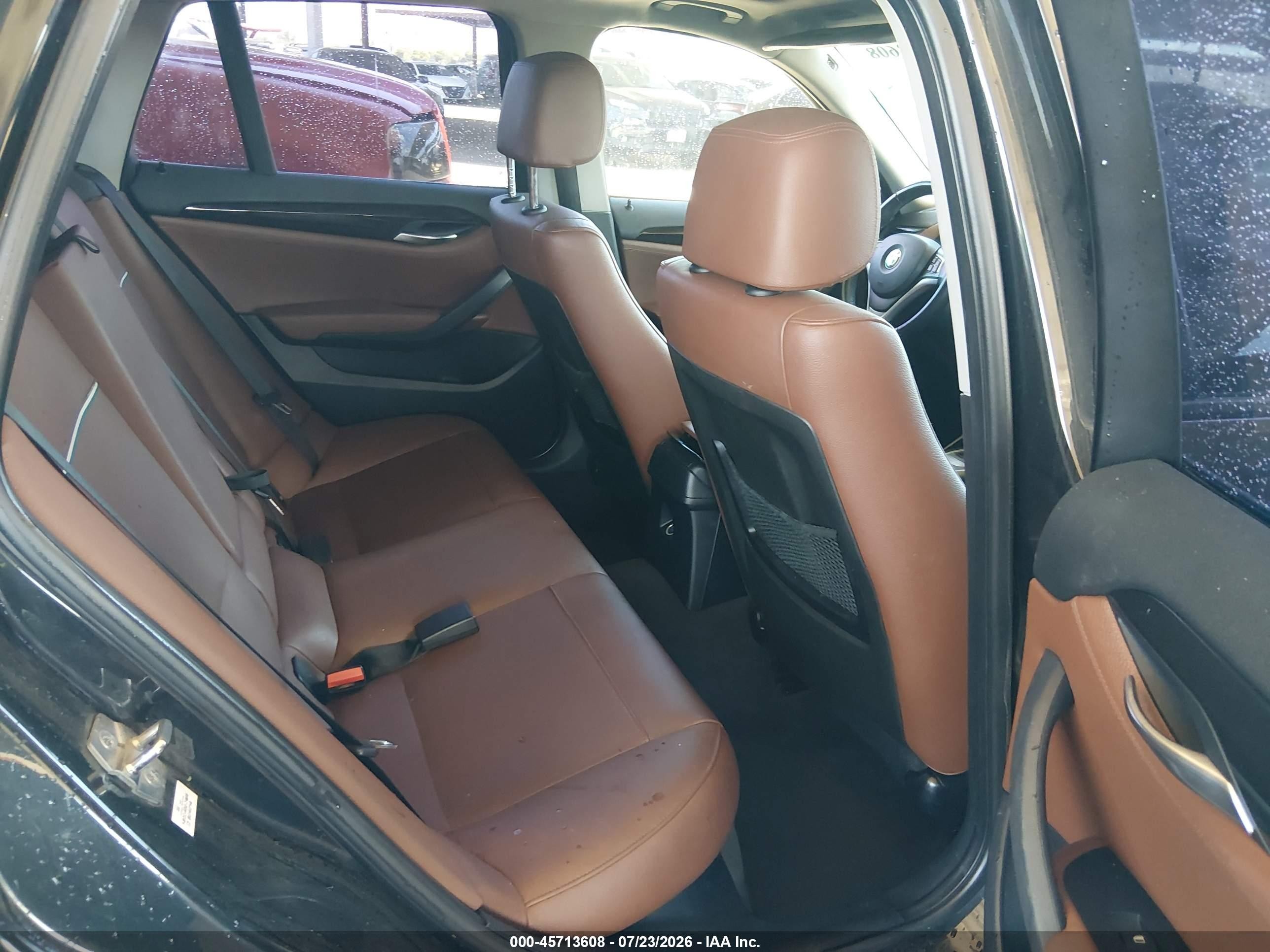 2015 Bmw X1 Sdrive28i Black vin: WBAVM1C54FV318199