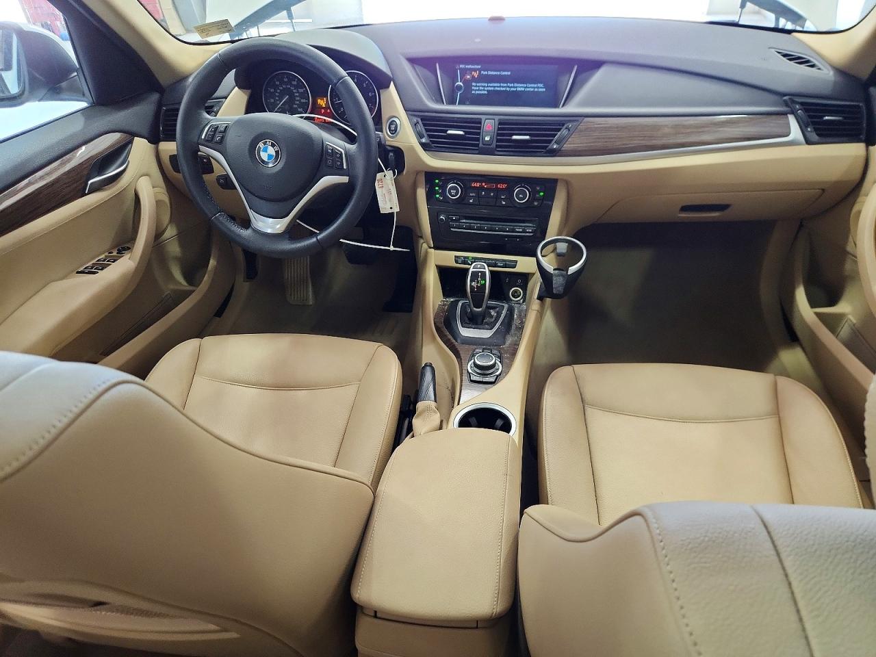 2015 Bmw X1 Sdrive28i White vin: WBAVM1C54FVW57108
