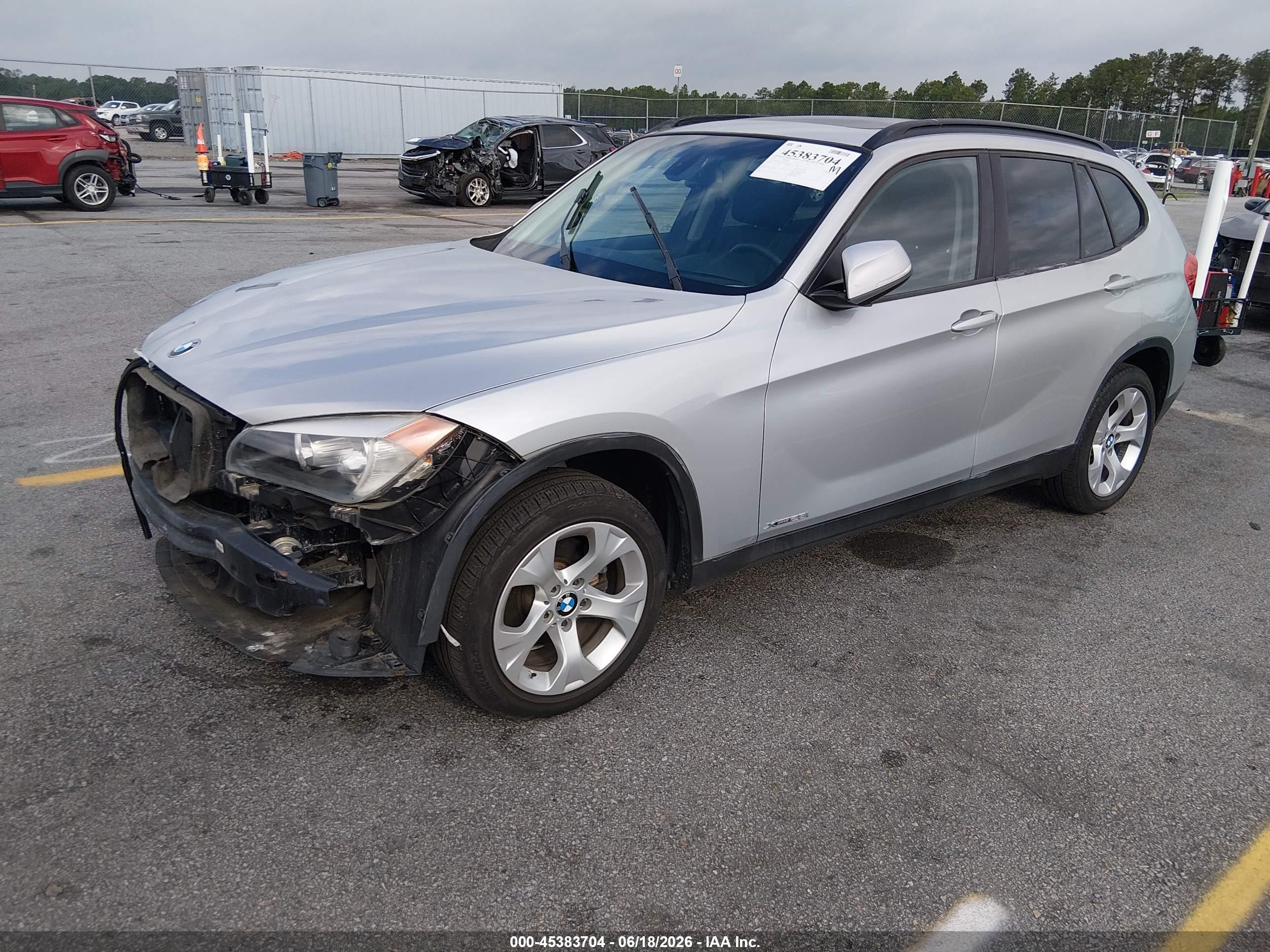 2015 Bmw X1 Sdrive28i Silver vin: WBAVM1C54FVW57738