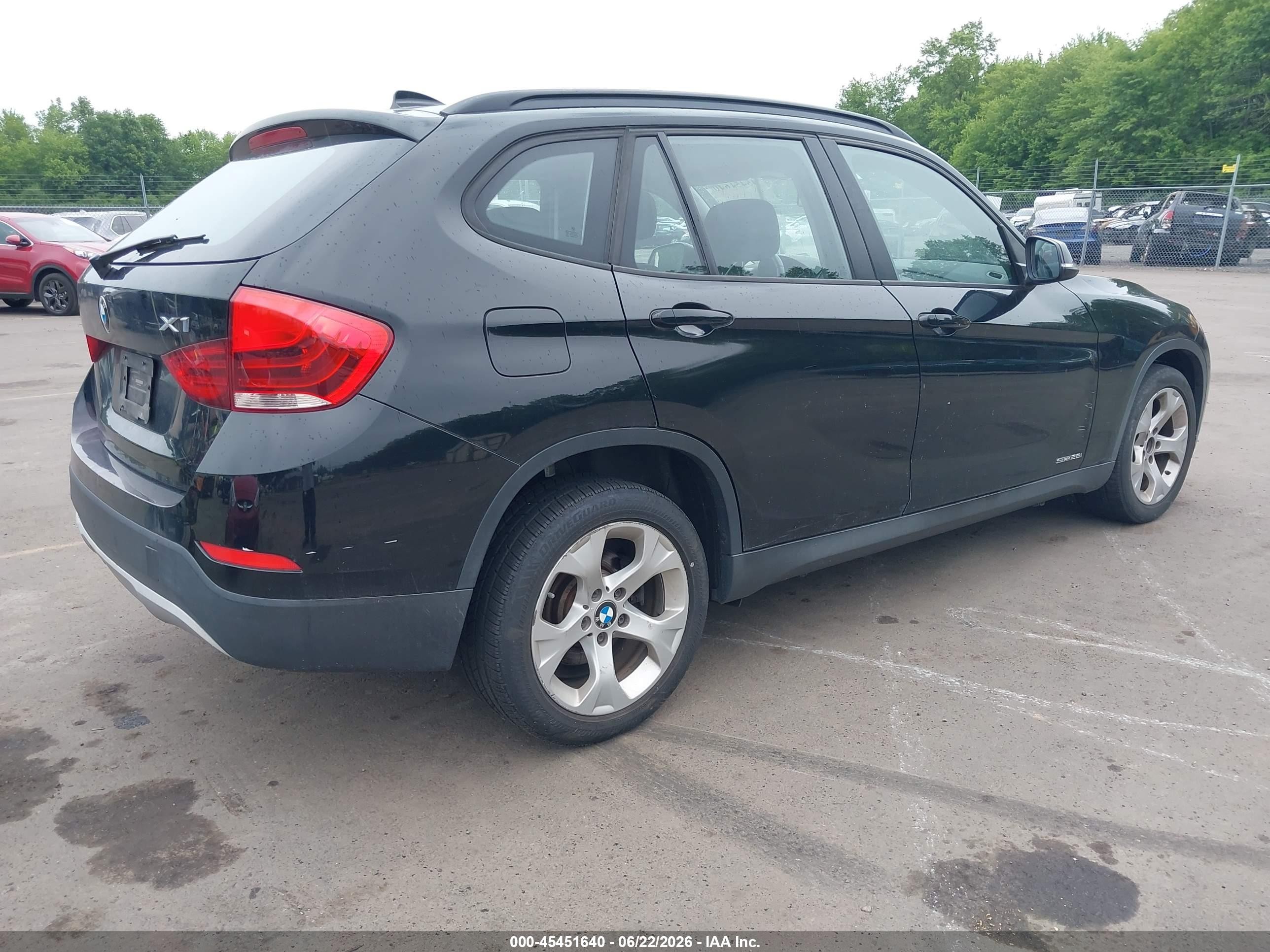 2015 Bmw X1 Sdrive28i Black vin: WBAVM1C54FVW58016