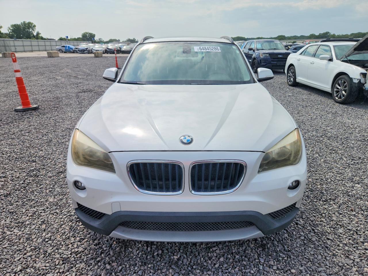 2013 Bmw X1 Sdrive28i White vin: WBAVM1C55DVL64072