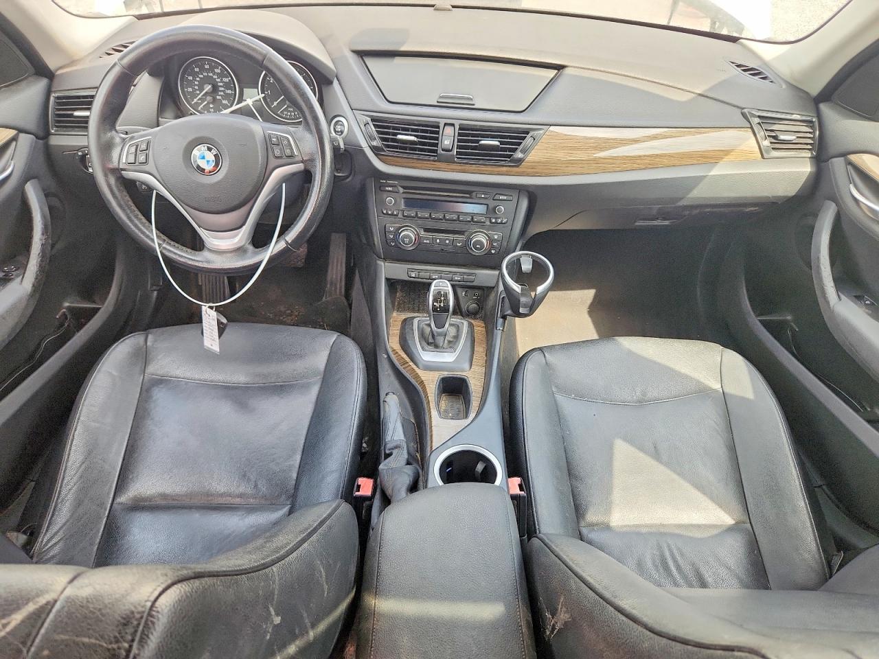 2013 Bmw X1 Sdrive28i White vin: WBAVM1C55DVL64072