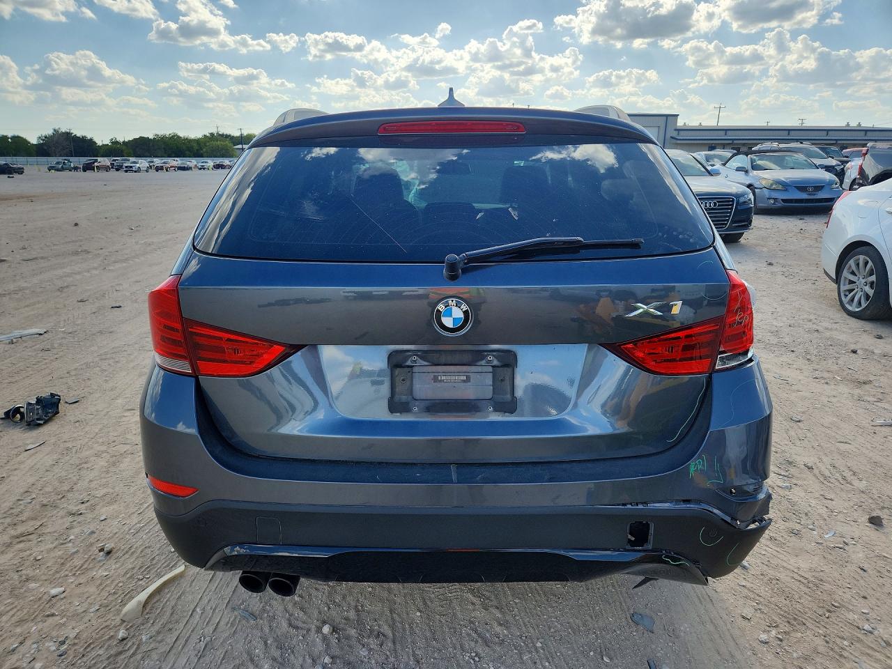 2013 Bmw X1 Sdrive28i Gray vin: WBAVM1C55DVW42615
