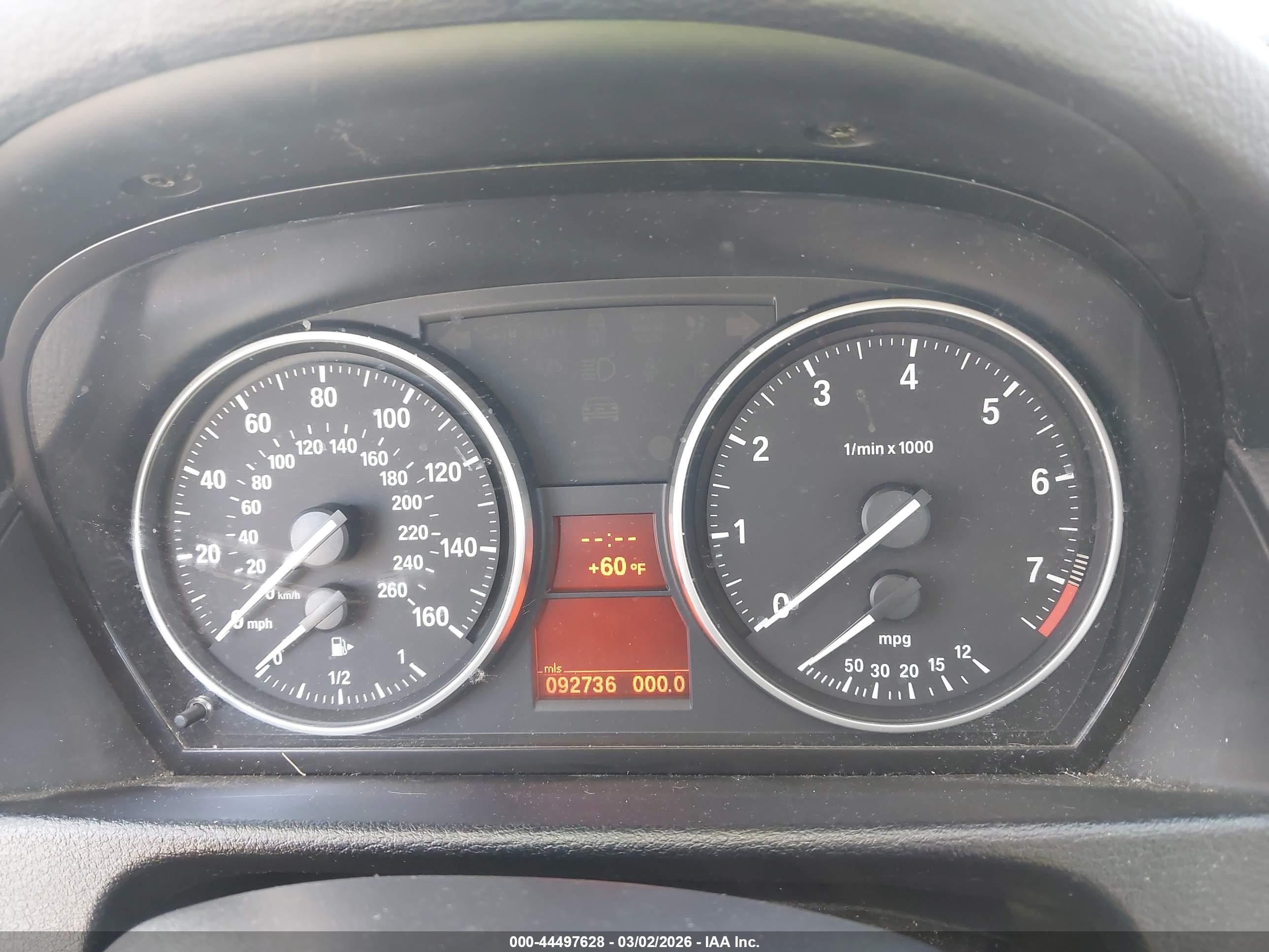 2014 Bmw X1 Sdrive28i Белый vin: WBAVM1C55EVW48285