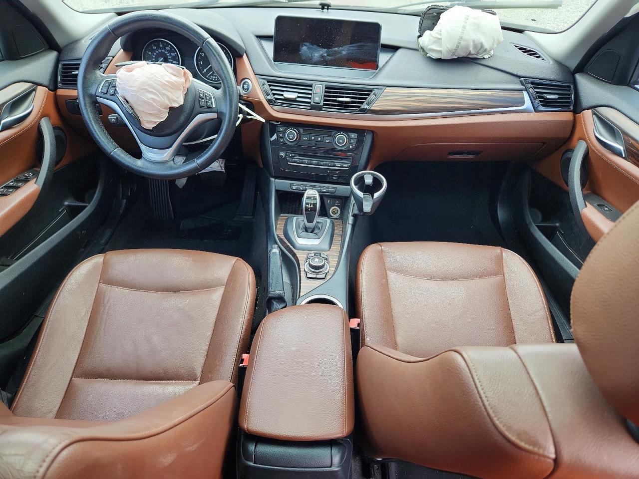 2015 Bmw X1 Sdrive28i Brown vin: WBAVM1C55FV318485