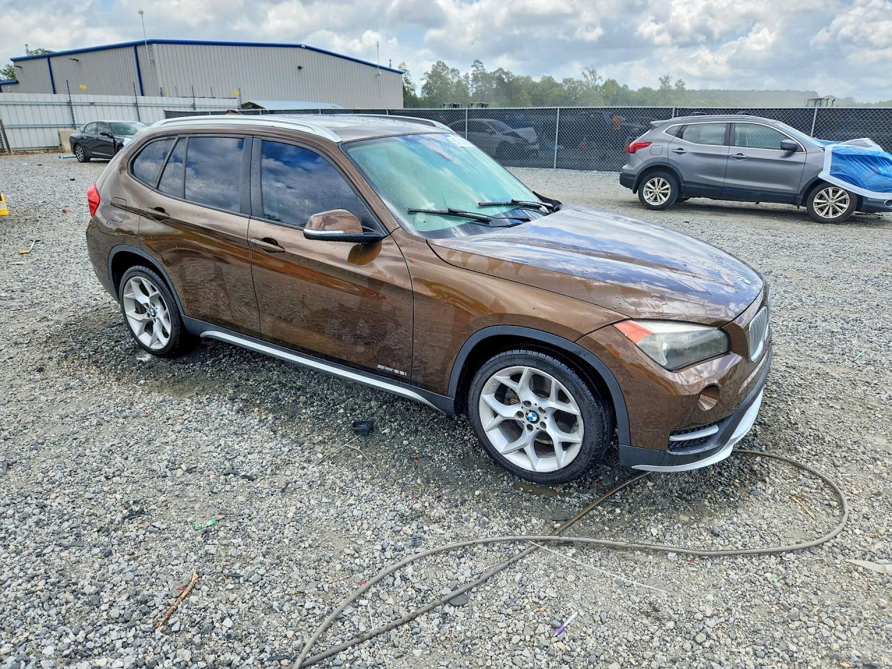 2015 Bmw X1 Sdrive28i Brown vin: WBAVM1C55FV318485
