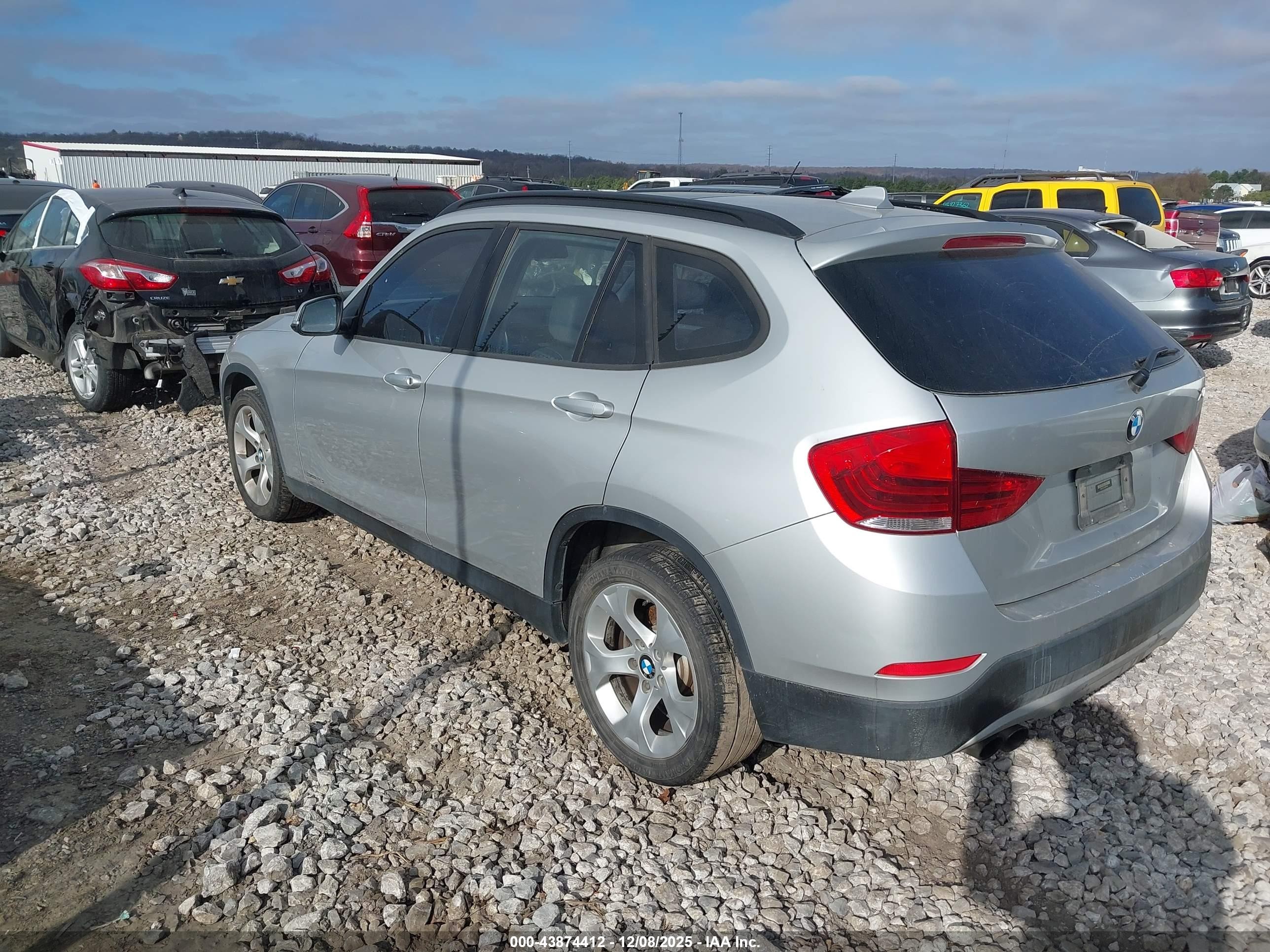 2015 Bmw X1 Sdrive28i Silver vin: WBAVM1C55FVW58140