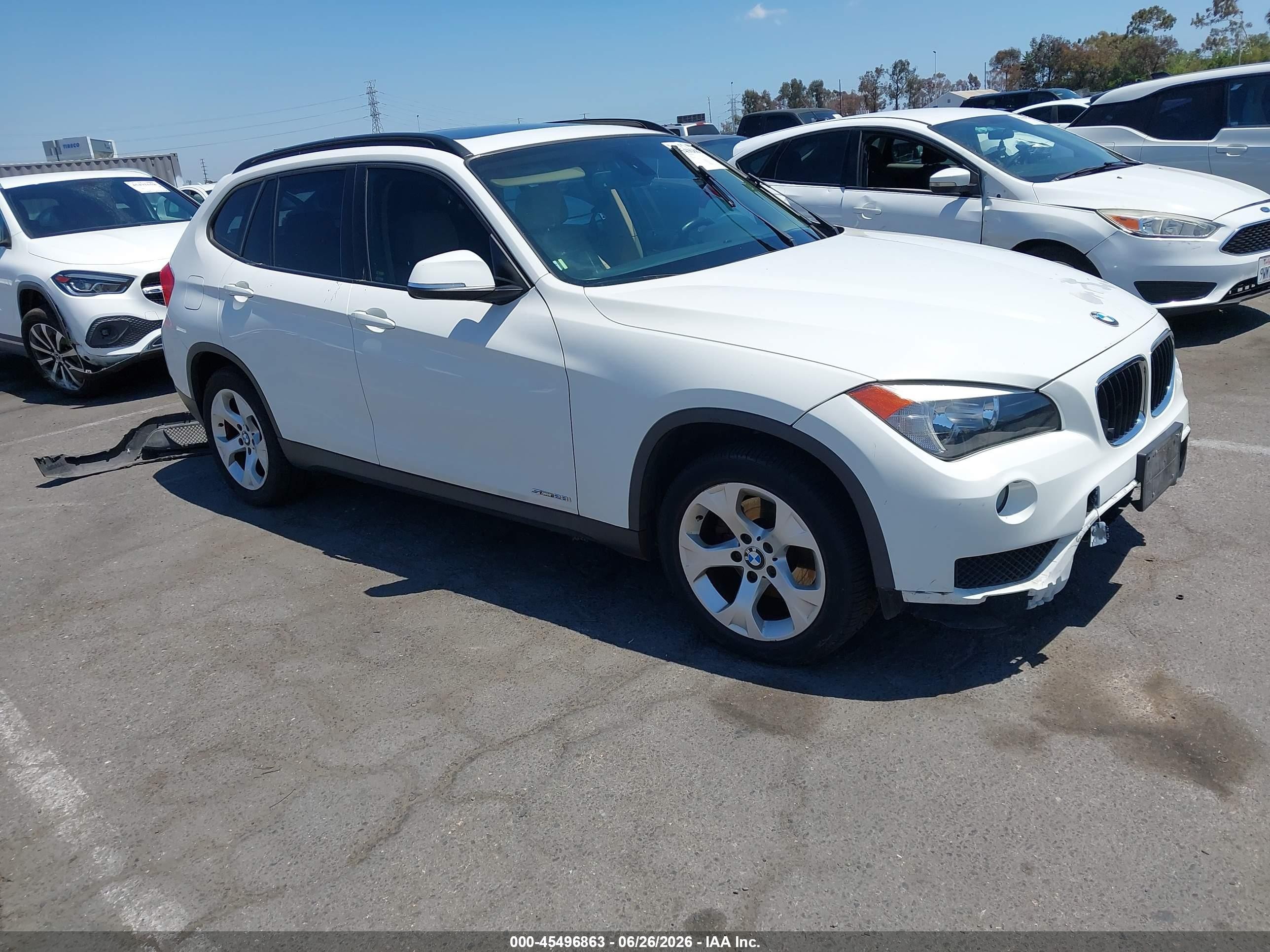 2013 Bmw X1 Sdrive28i White vin: WBAVM1C56DVW45281