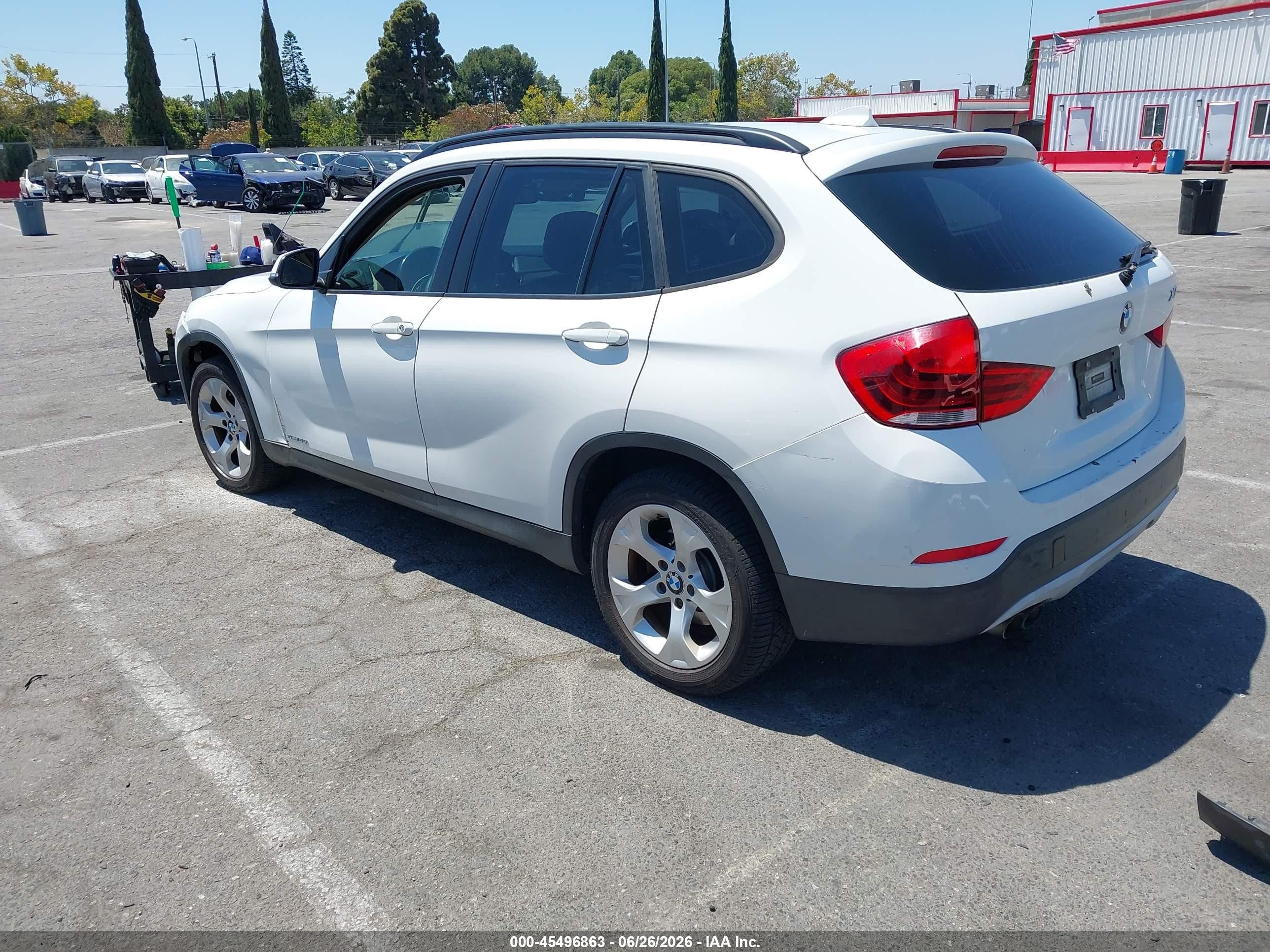 2013 Bmw X1 Sdrive28i White vin: WBAVM1C56DVW45281