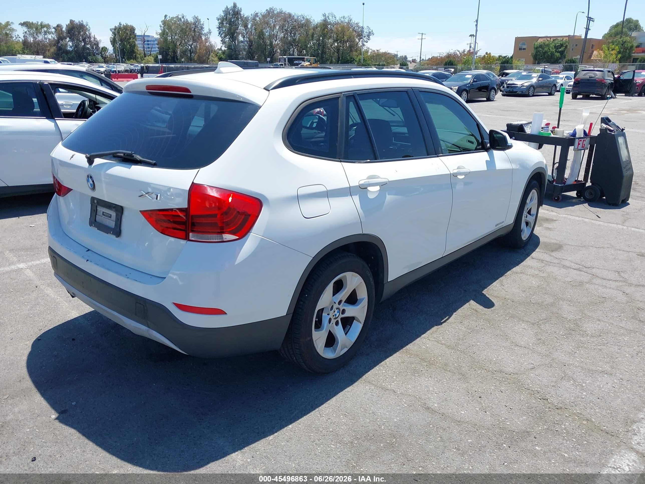 2013 Bmw X1 Sdrive28i White vin: WBAVM1C56DVW45281