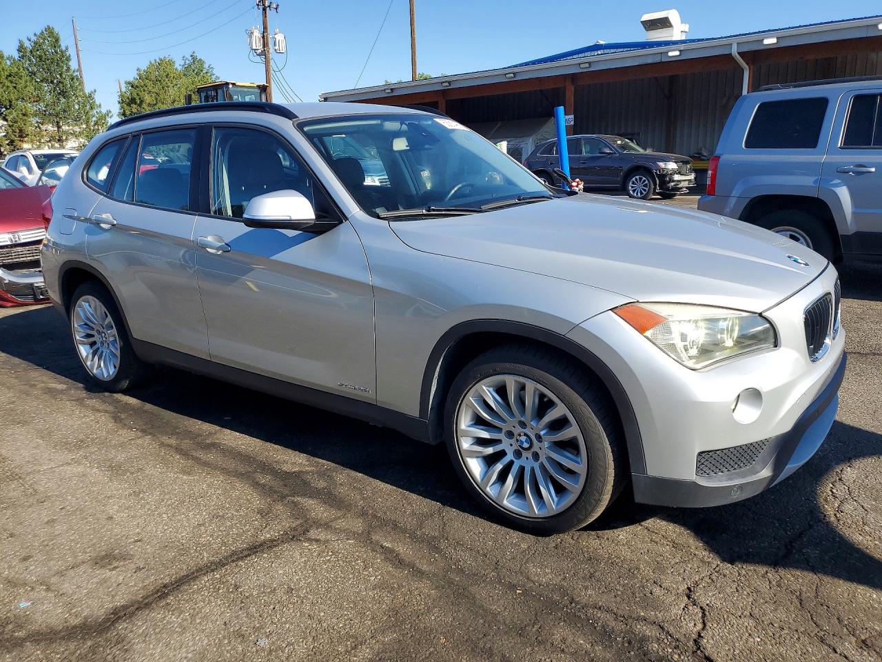 2014 Bmw X1 Sdrive28i Silver vin: WBAVM1C56EVW50790
