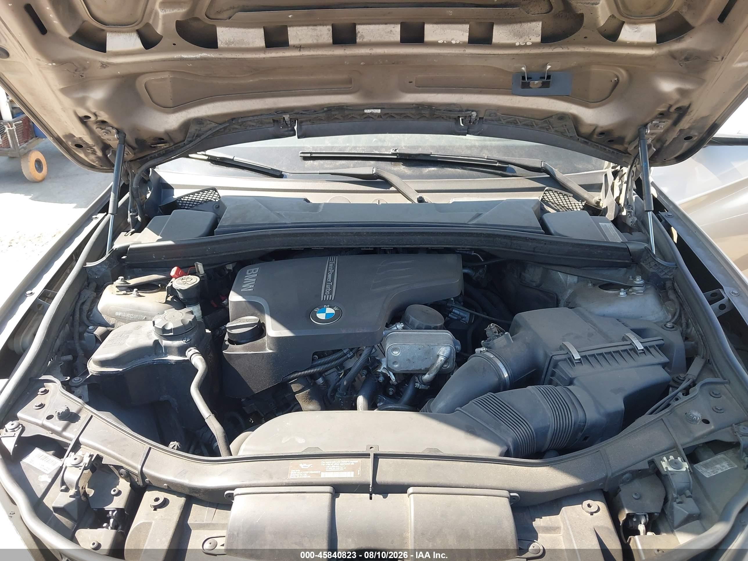 2015 Bmw X1 Sdrive28i Золотой vin: WBAVM1C56FV314798