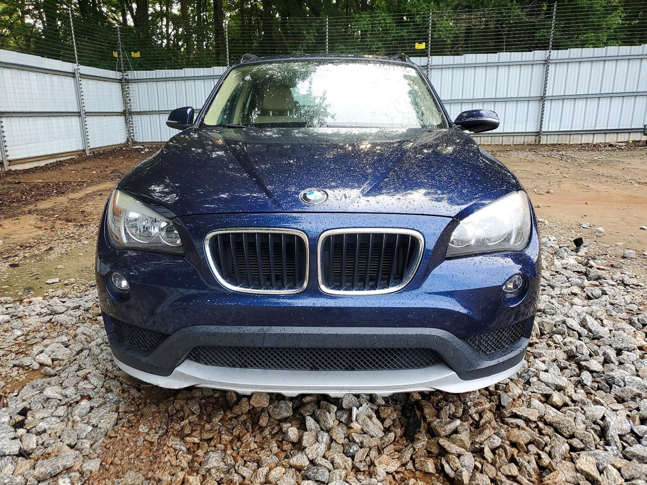 2015 Bmw X1 Sdrive28i Blue vin: WBAVM1C56FV315465
