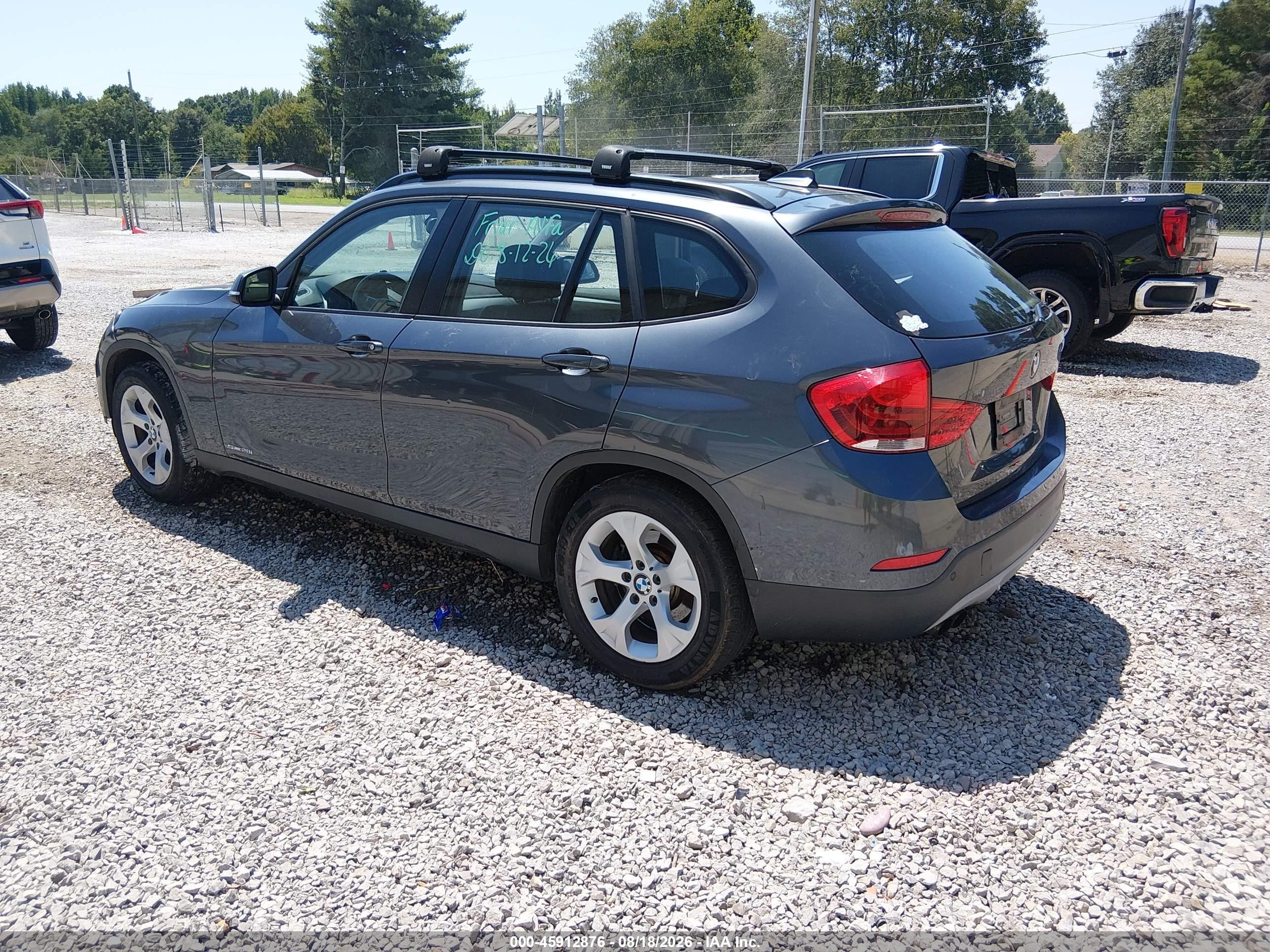 2015 Bmw X1 Sdrive28i Gray vin: WBAVM1C56FV317880