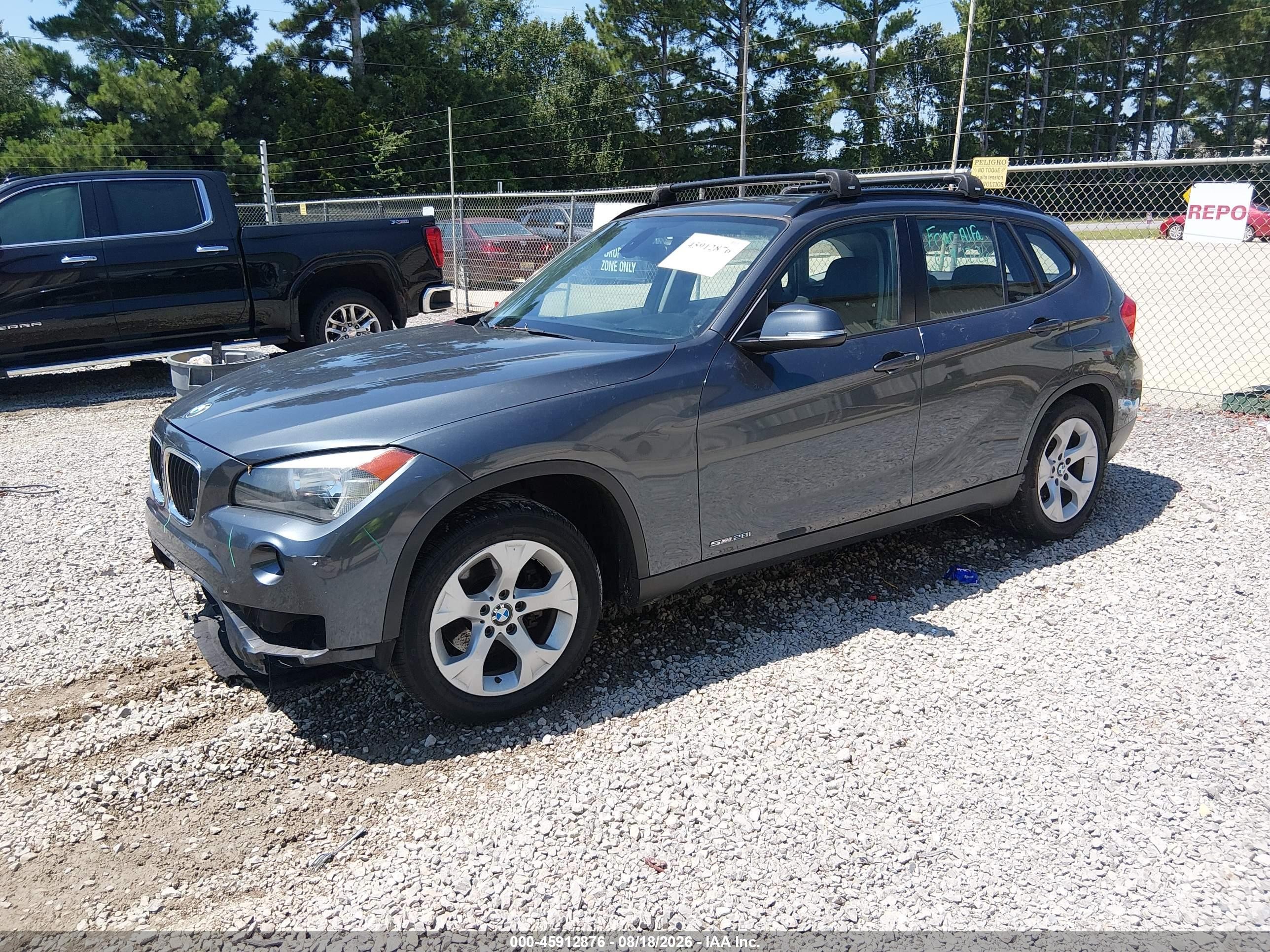 2015 Bmw X1 Sdrive28i Gray vin: WBAVM1C56FV317880
