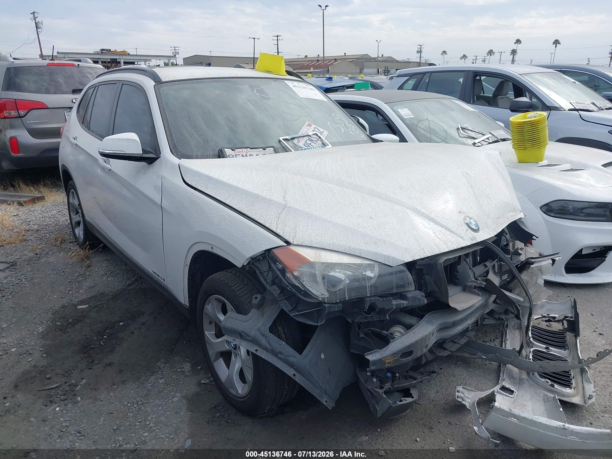 2015 Bmw X1 Sdrive28i White vin: WBAVM1C56FV319161