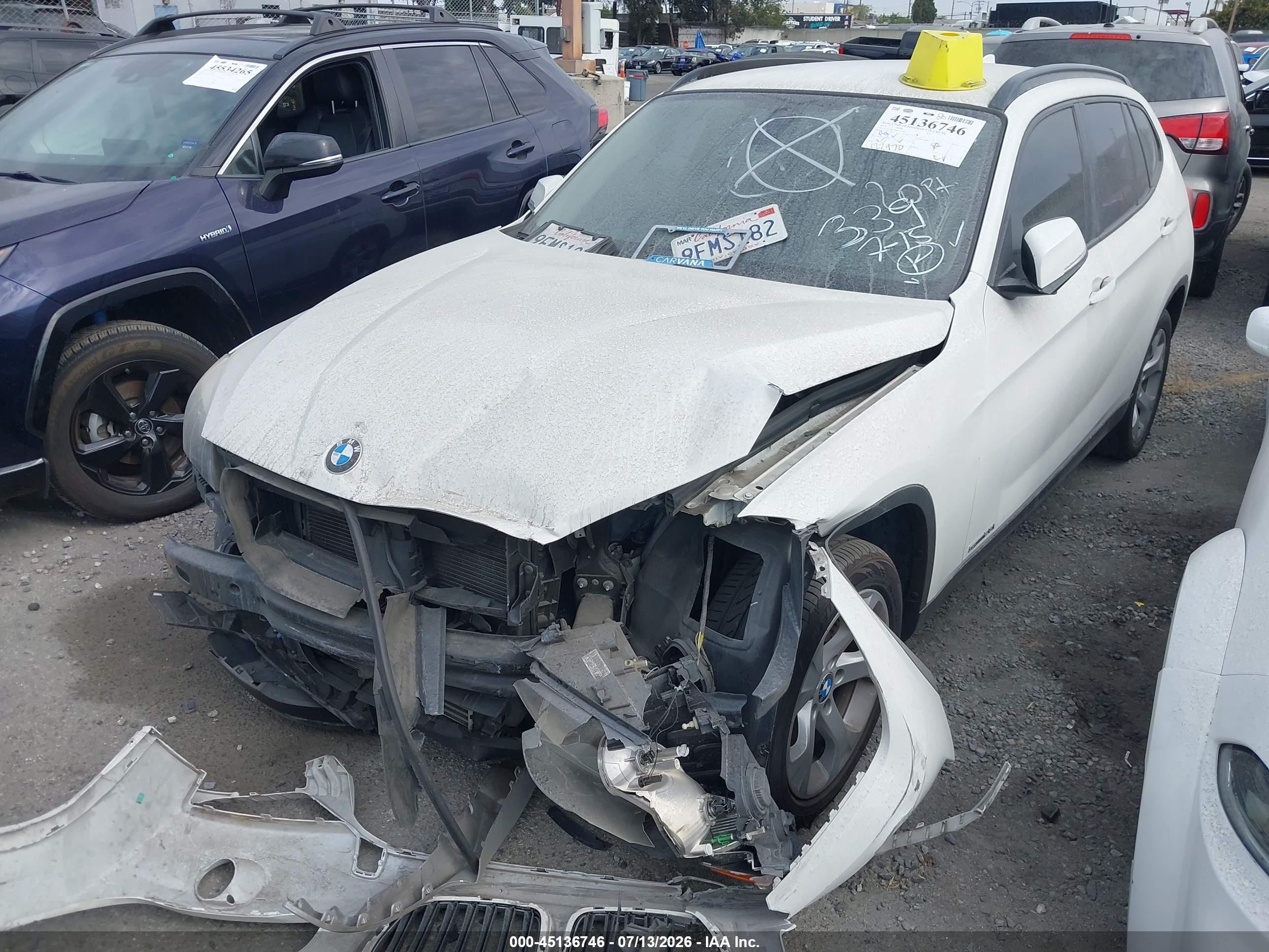 2015 Bmw X1 Sdrive28i White vin: WBAVM1C56FV319161