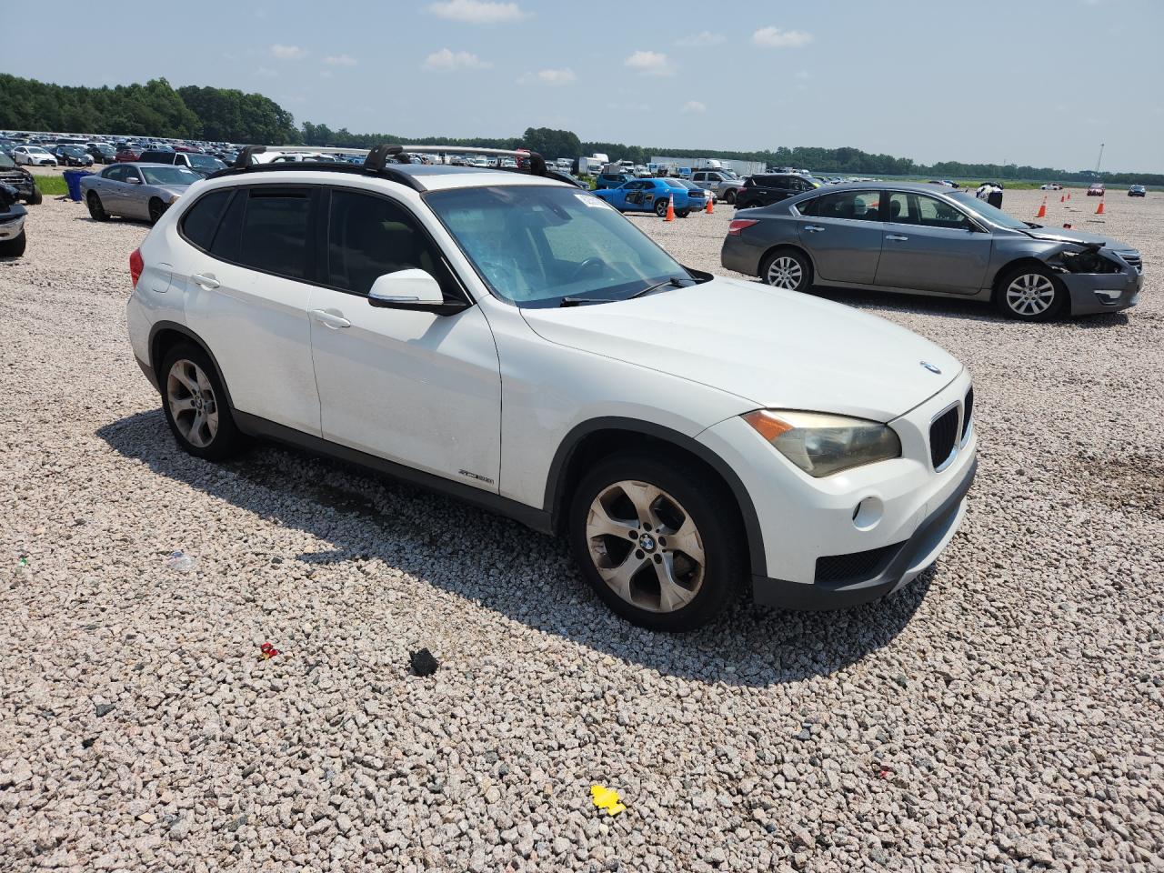 2013 Bmw X1 Sdrive28i White vin: WBAVM1C57DVW46486