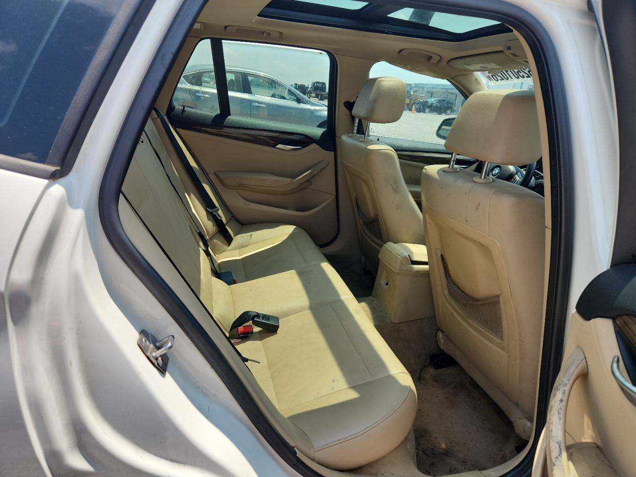 2013 Bmw X1 Sdrive28i White vin: WBAVM1C57DVW46486