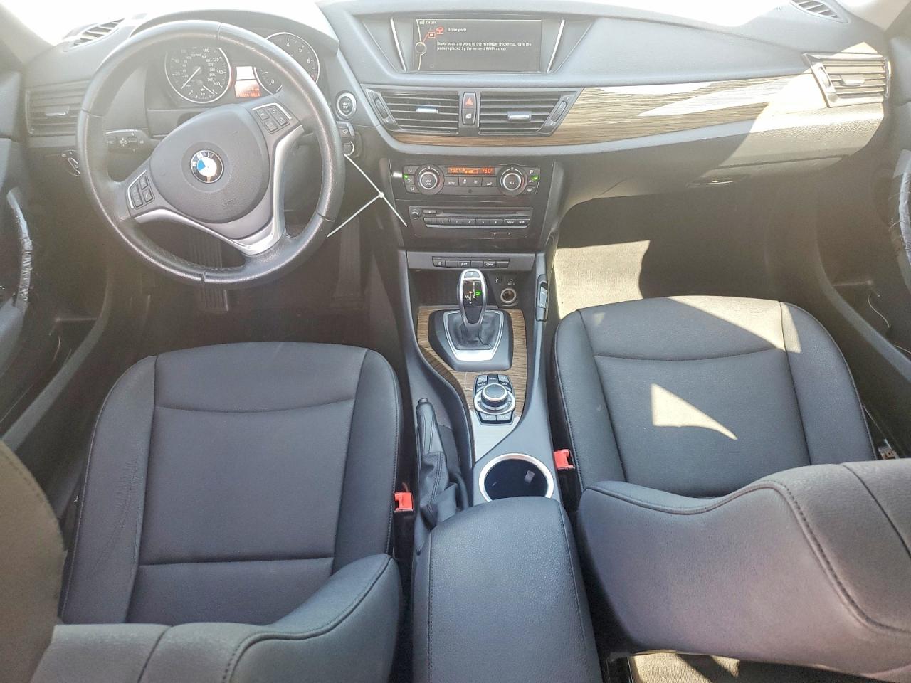 2014 Bmw X1 Sdrive28i Silver vin: WBAVM1C57EVW52967