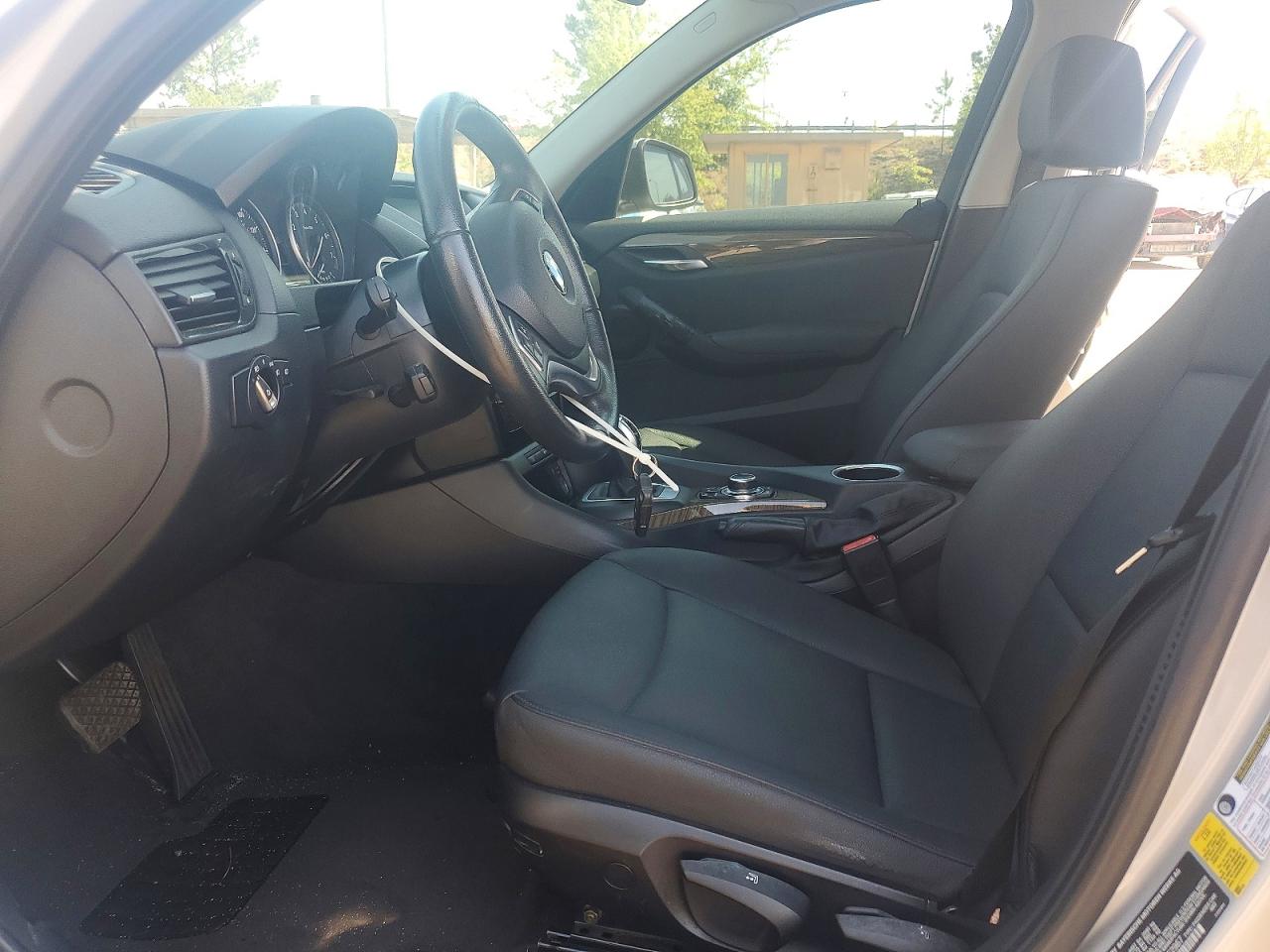 2014 Bmw X1 Sdrive28i Silver vin: WBAVM1C57EVW52967