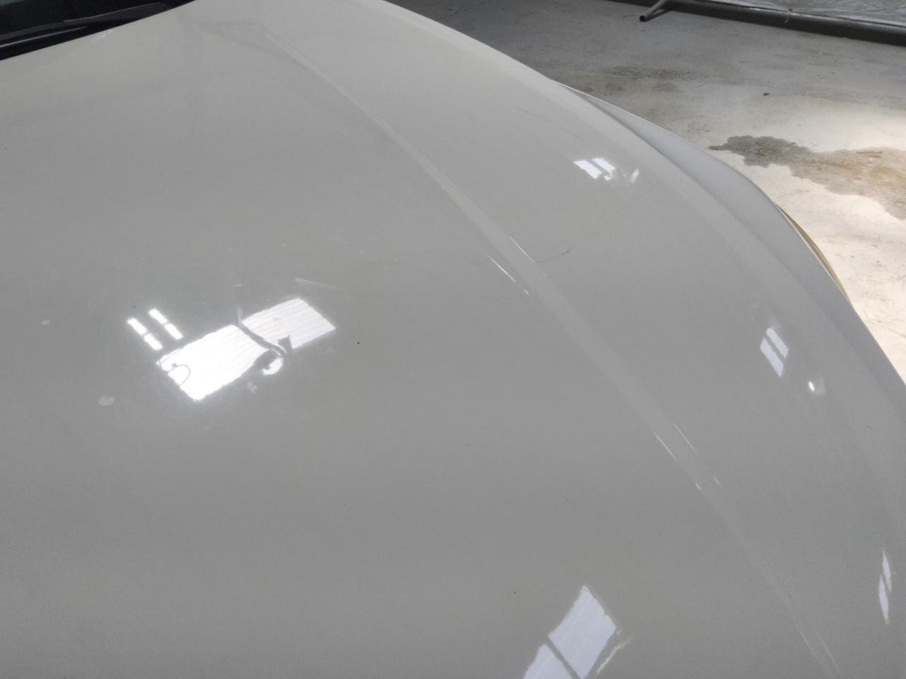 2015 Bmw X1 Sdrive28i White vin: WBAVM1C57FV318150 Damage: Hood, Light Scratch, 2 To 3 Inches