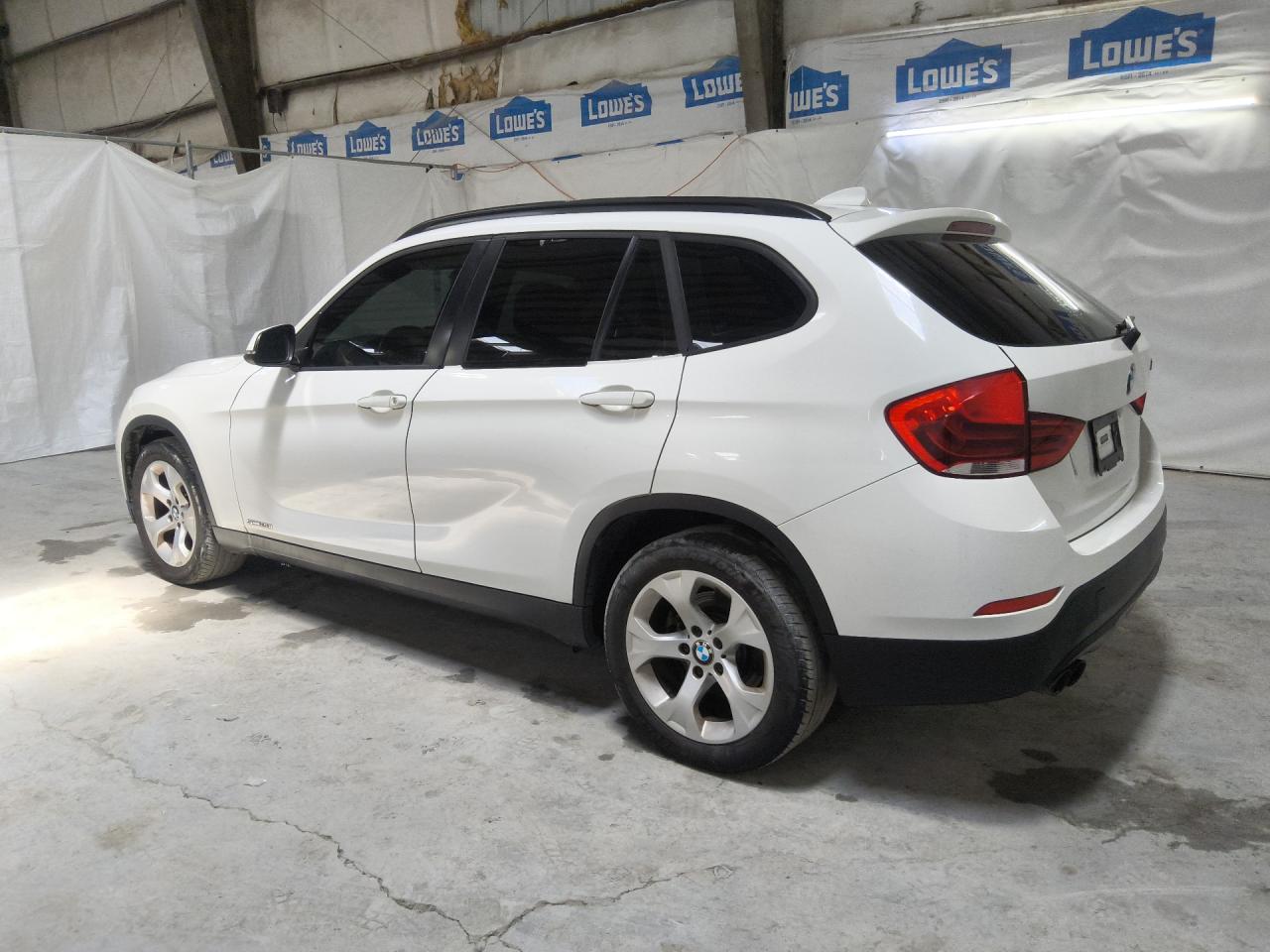 2015 Bmw X1 Sdrive28i White vin: WBAVM1C57FV318150 Damage: Left Rear Window Regulator, Inoperable, Repair Required