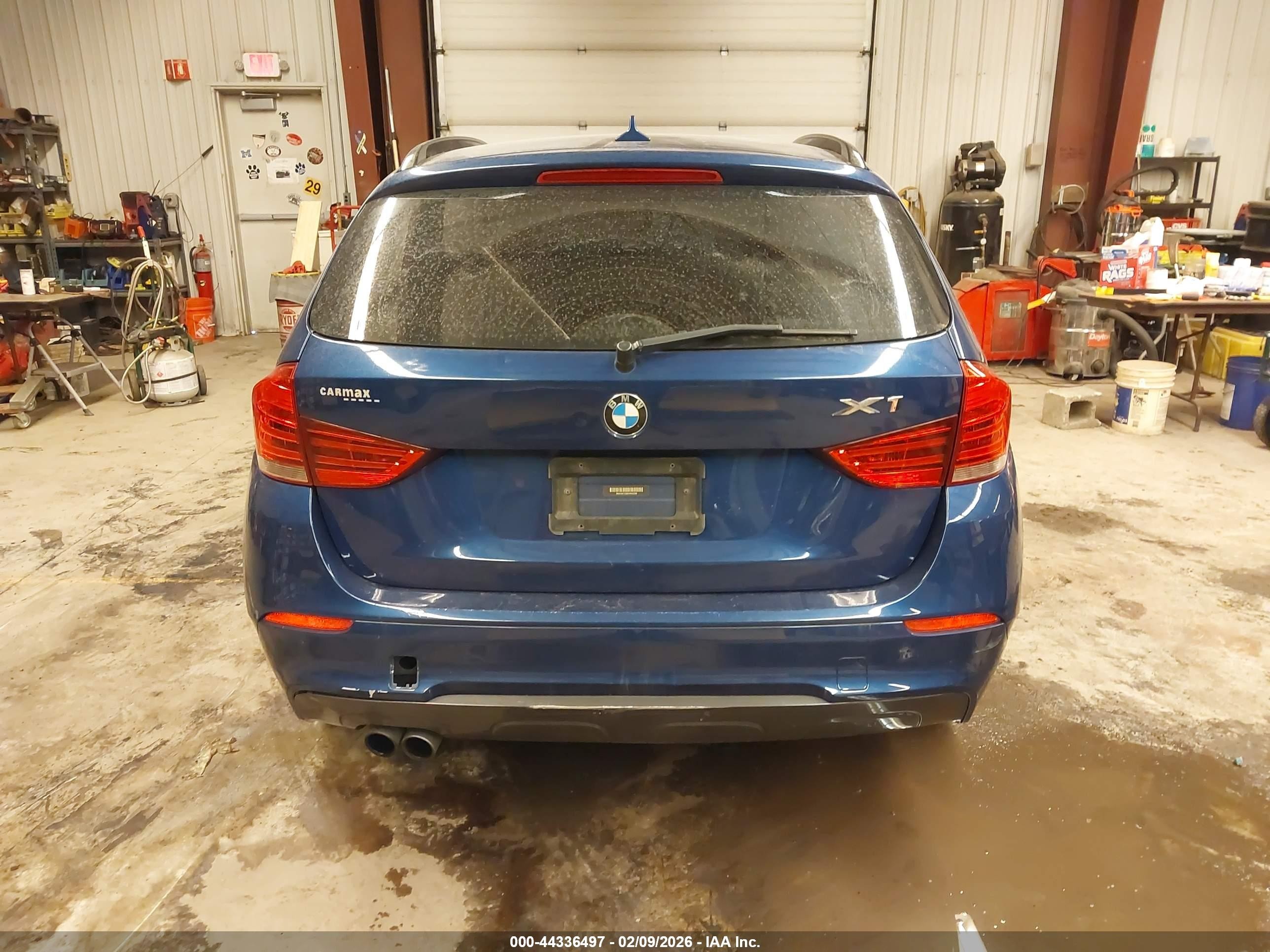 2013 Bmw X1 Sdrive28i Blue vin: WBAVM1C58DVW42298