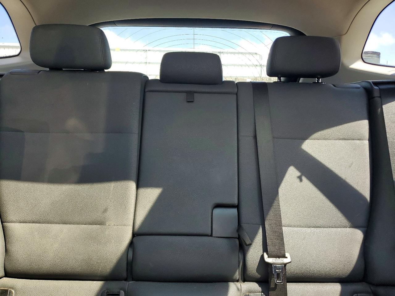 2014 Bmw X1 Sdrive28i White vin: WBAVM1C58EVW48667
