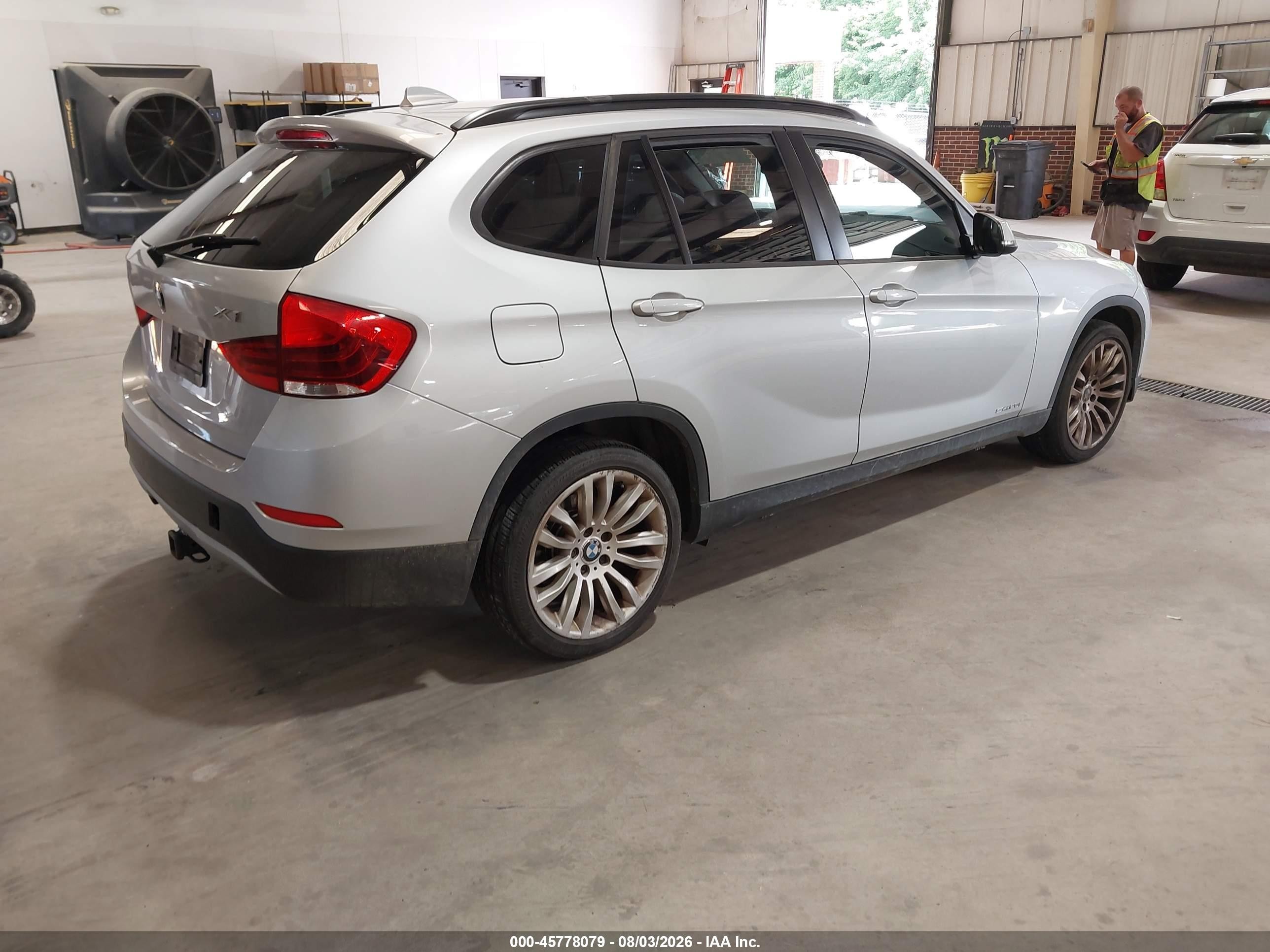 2014 Bmw X1 Sdrive28i Gray vin: WBAVM1C58EVW51391