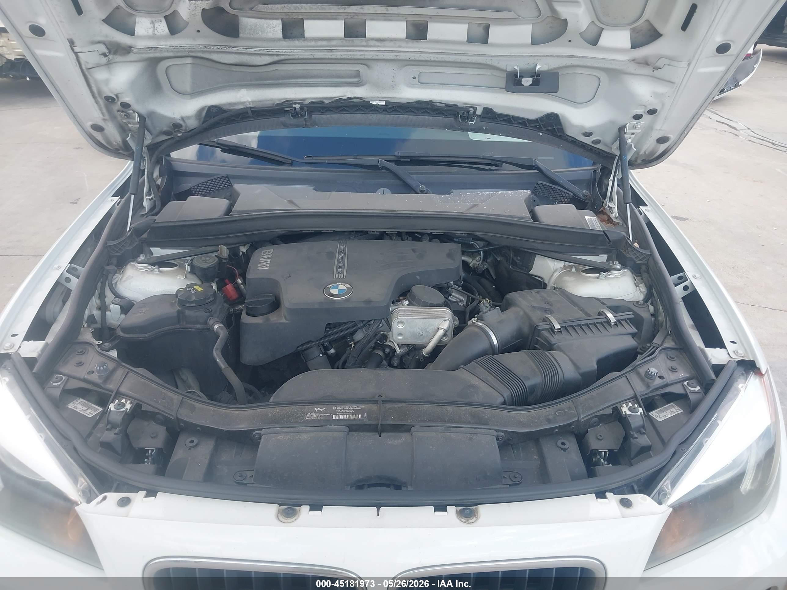2015 Bmw X1 Sdrive28i White vin: WBAVM1C58FV315919