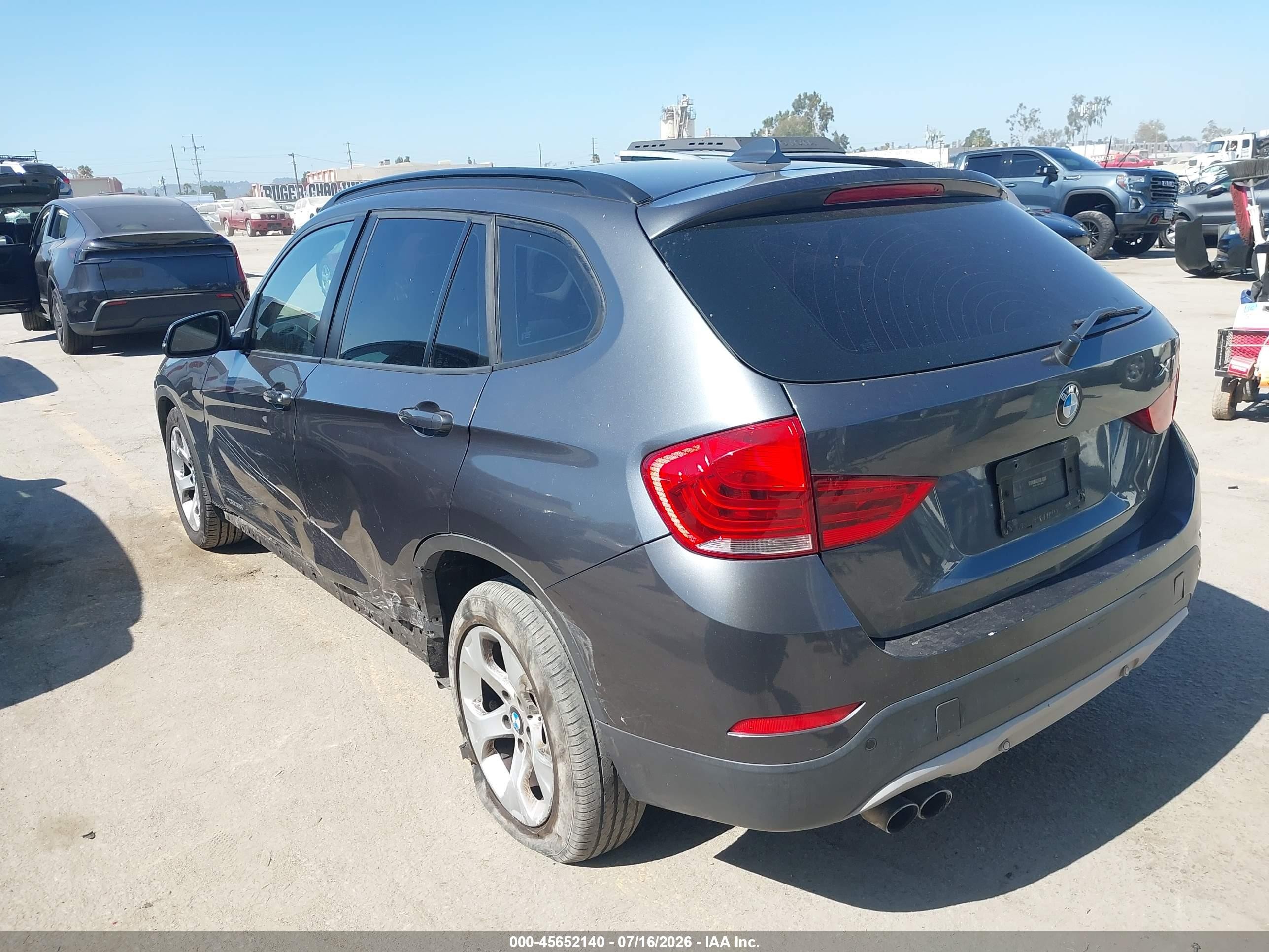 2015 Bmw X1 Sdrive28i Black vin: WBAVM1C58FV318402
