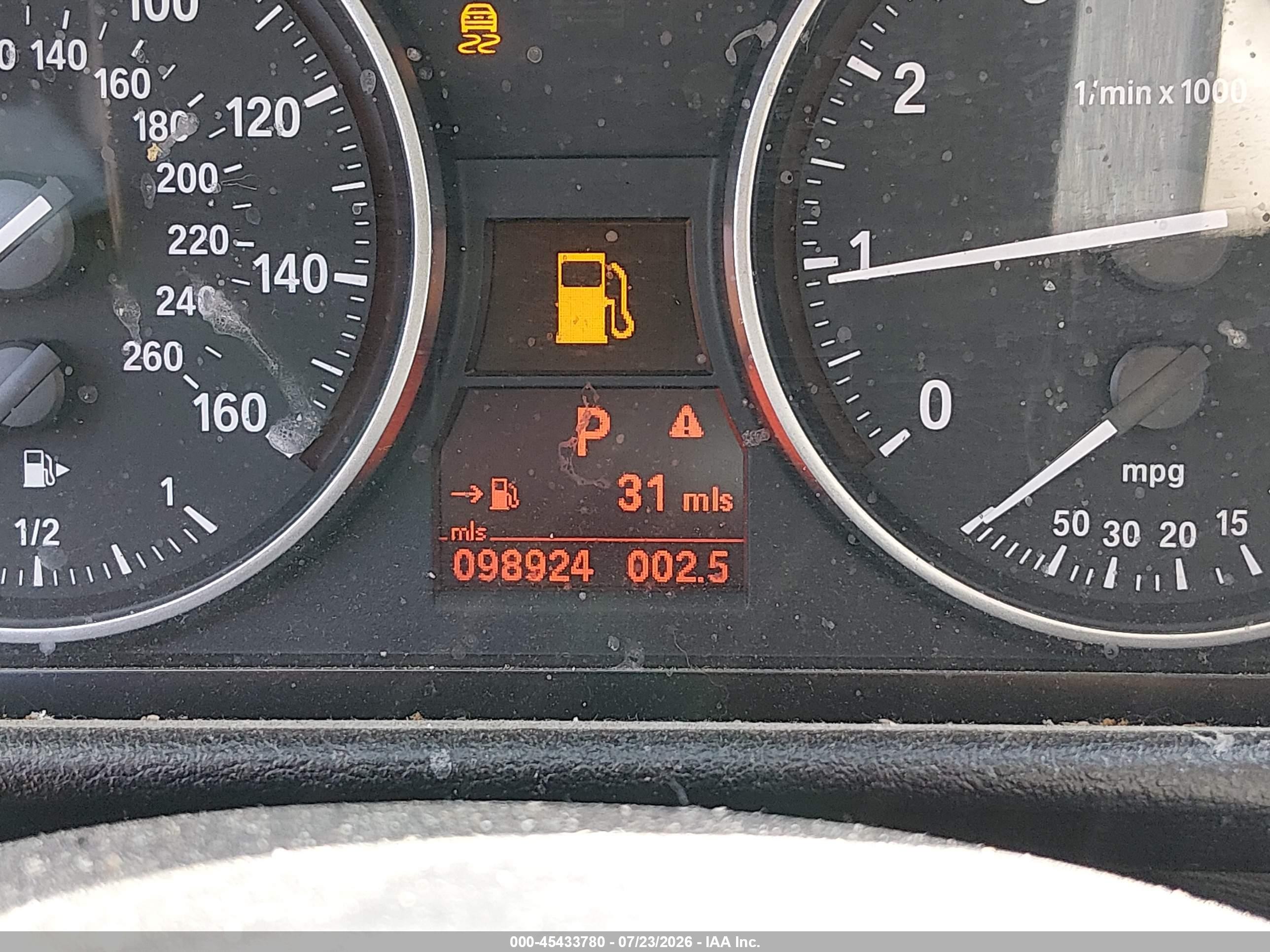 2015 Bmw X1 Sdrive28i Gray vin: WBAVM1C58FVW58780
