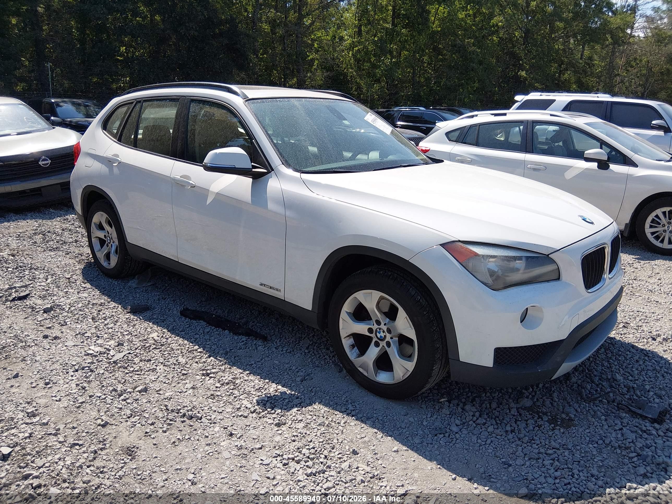2013 Bmw X1 Sdrive28i White vin: WBAVM1C59DVW42827