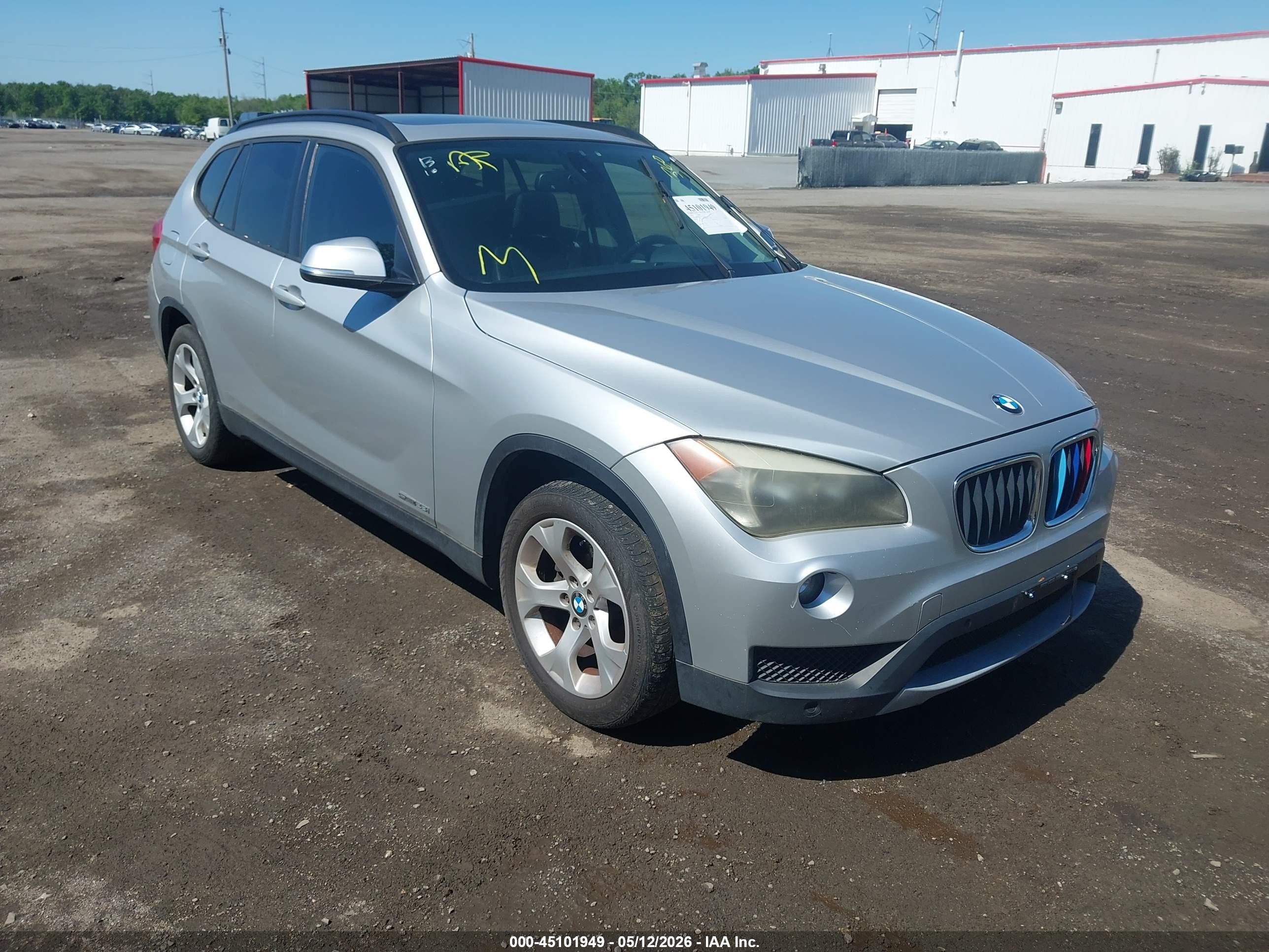 2013 Bmw X1 Sdrive28i Silver vin: WBAVM1C59DVW45128